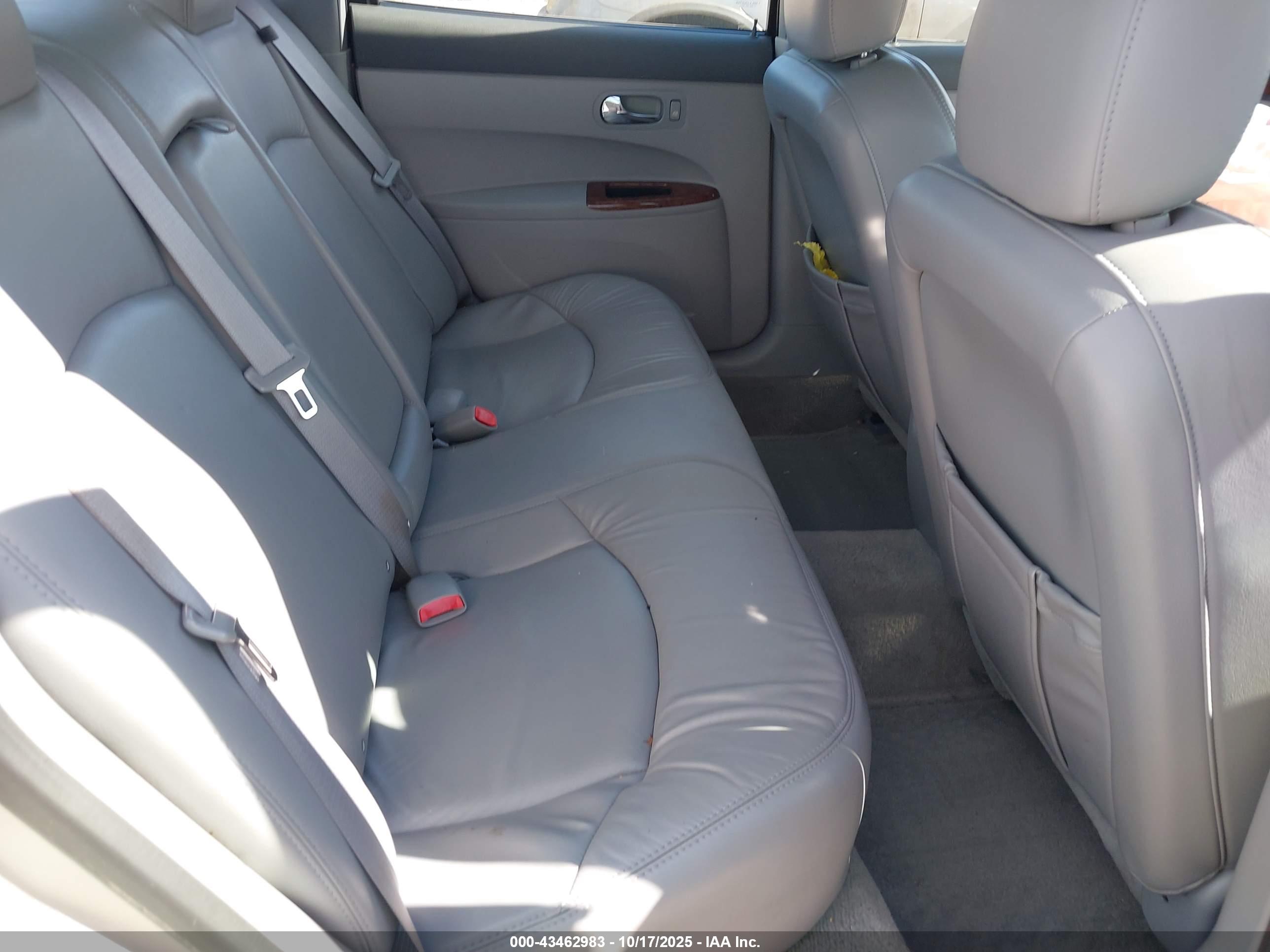 BUICK LACROSSE image 8