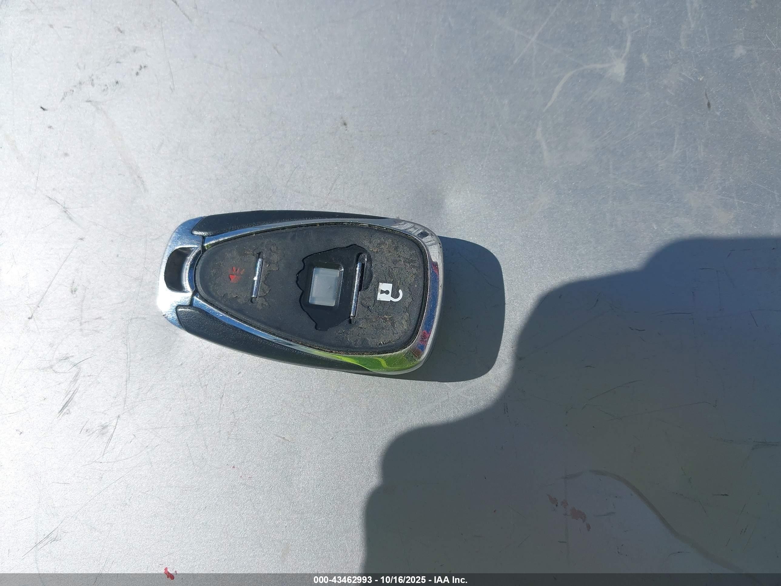 CHEVROLET EQUINOX image 11