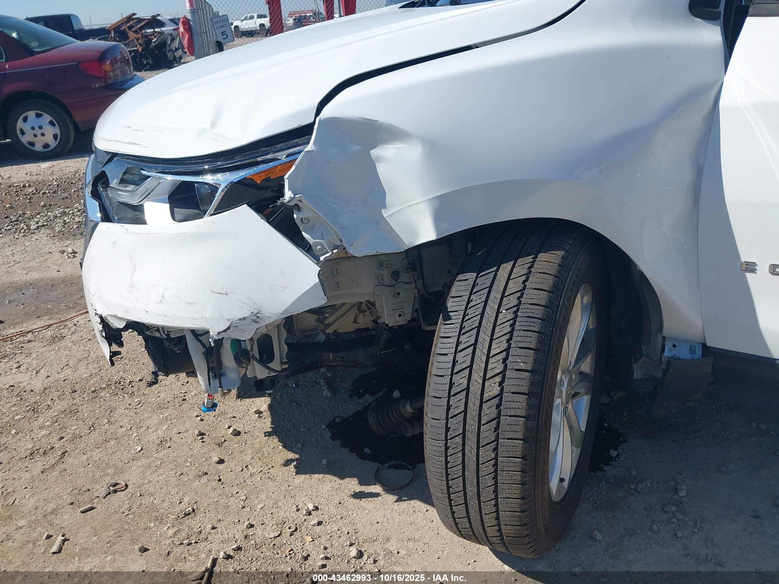 CHEVROLET EQUINOX image 6