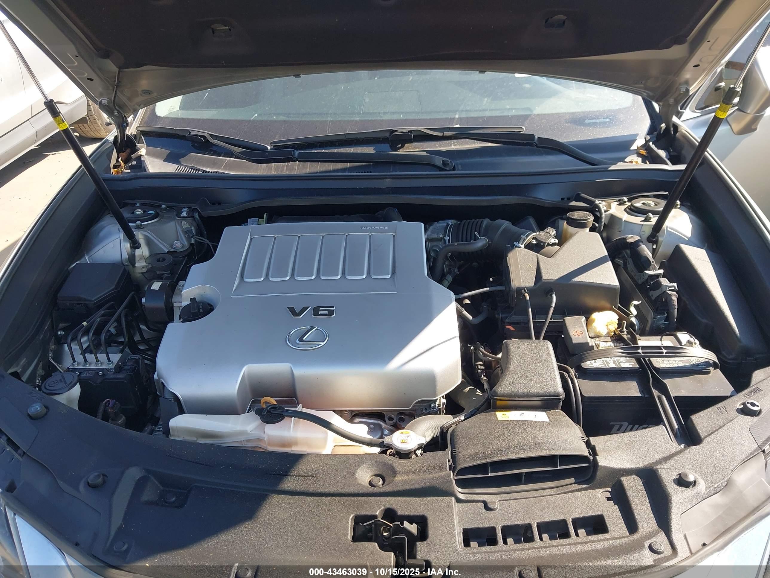 LEXUS ES image 10