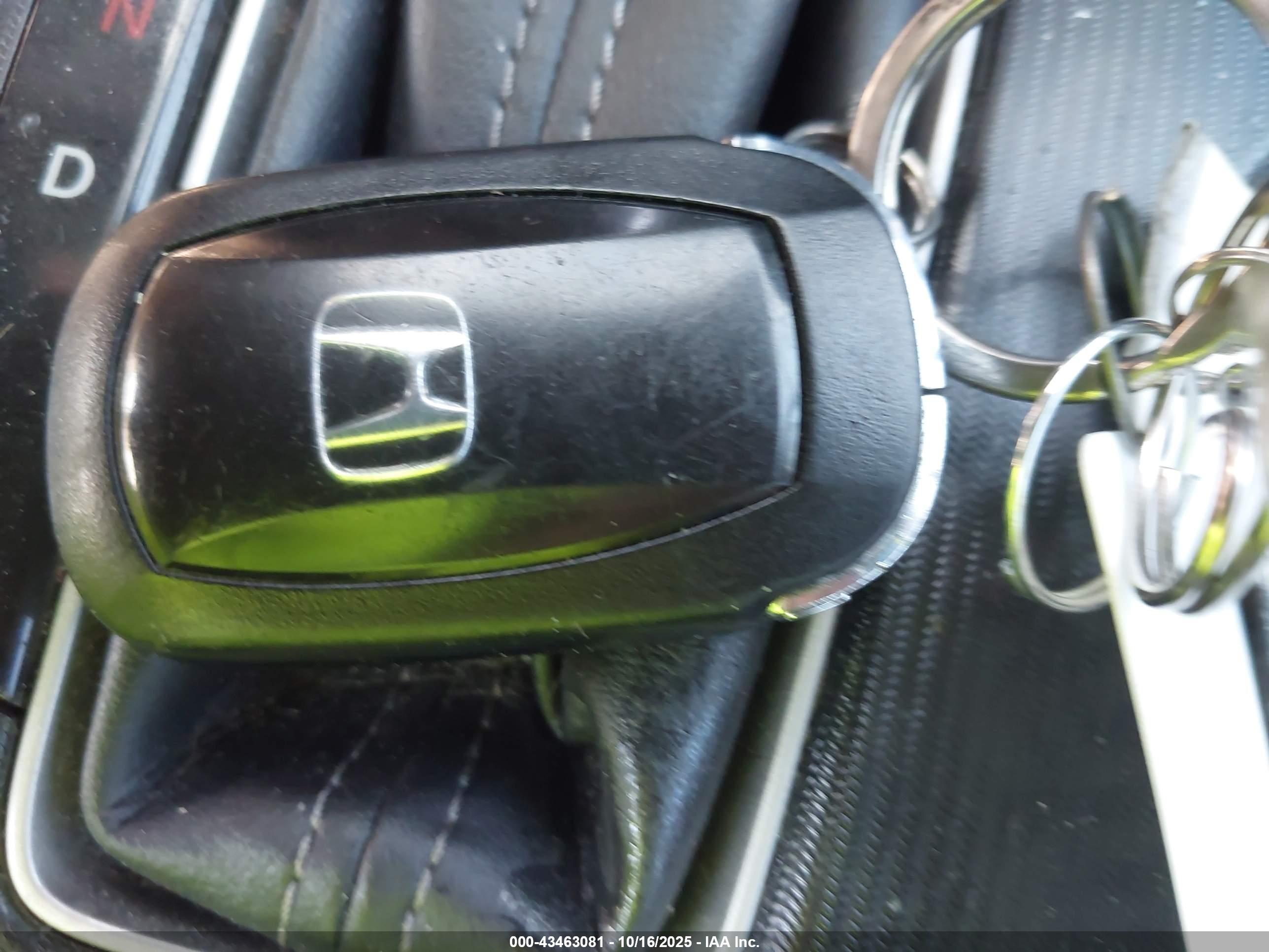 HONDA CIVIC image 11