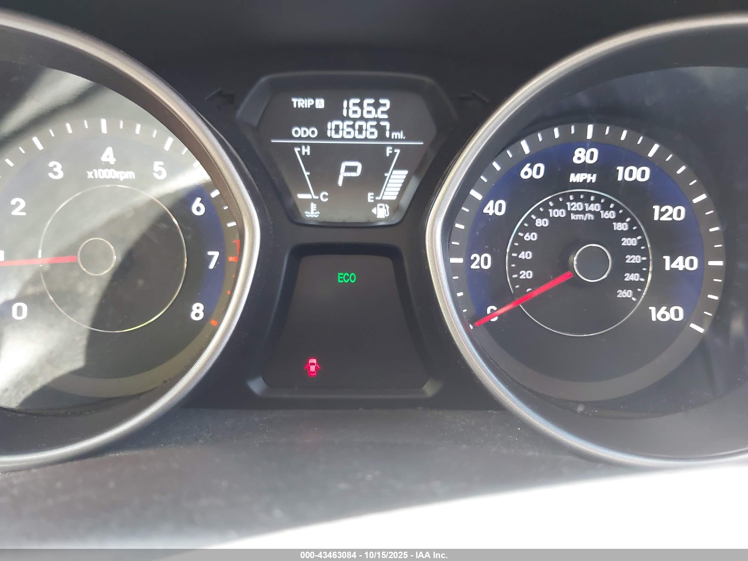 HYUNDAI ELANTRA image 7