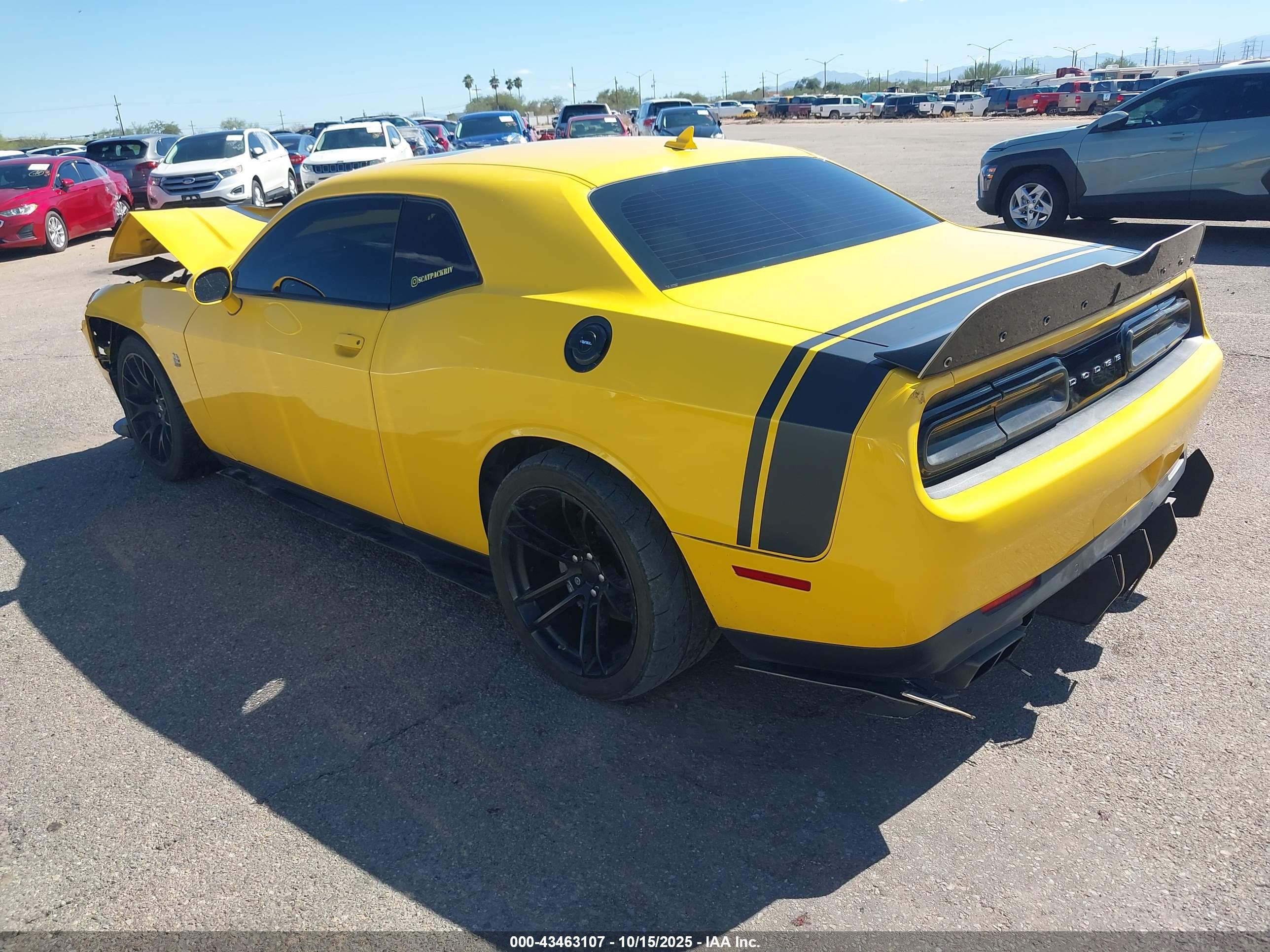 DODGE CHALLENGER image 3