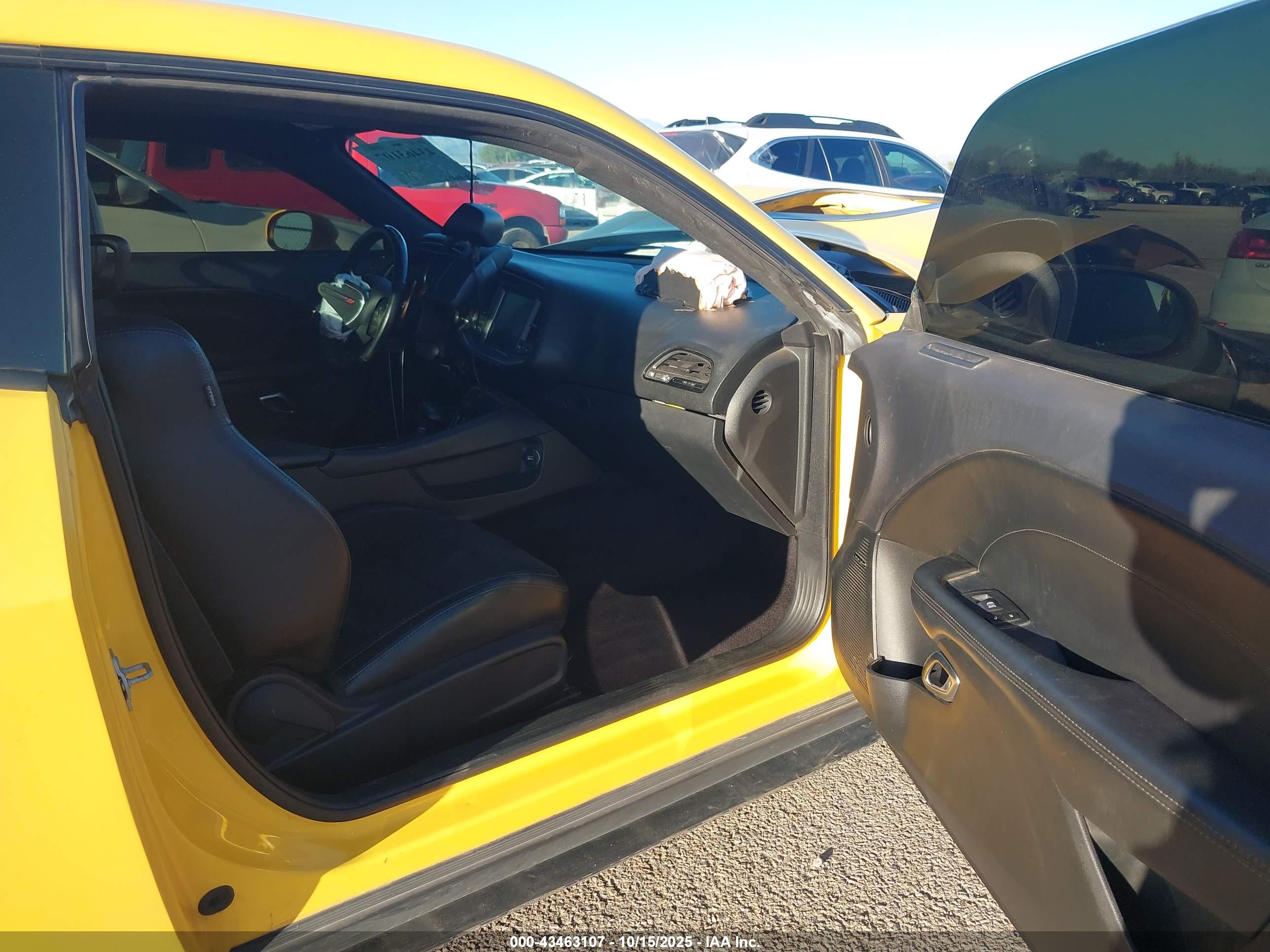 DODGE CHALLENGER image 5