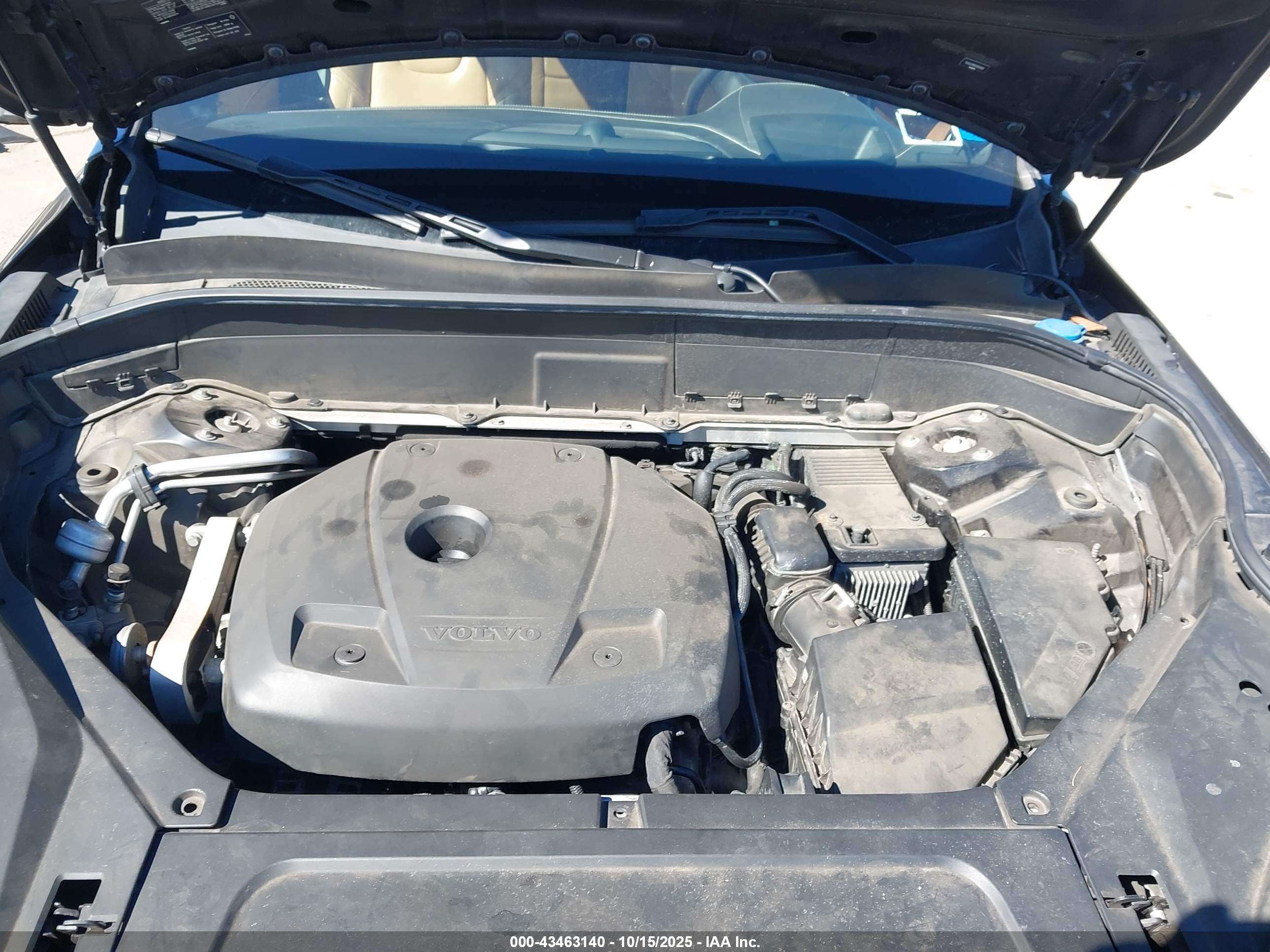 VOLVO XC90 image 10