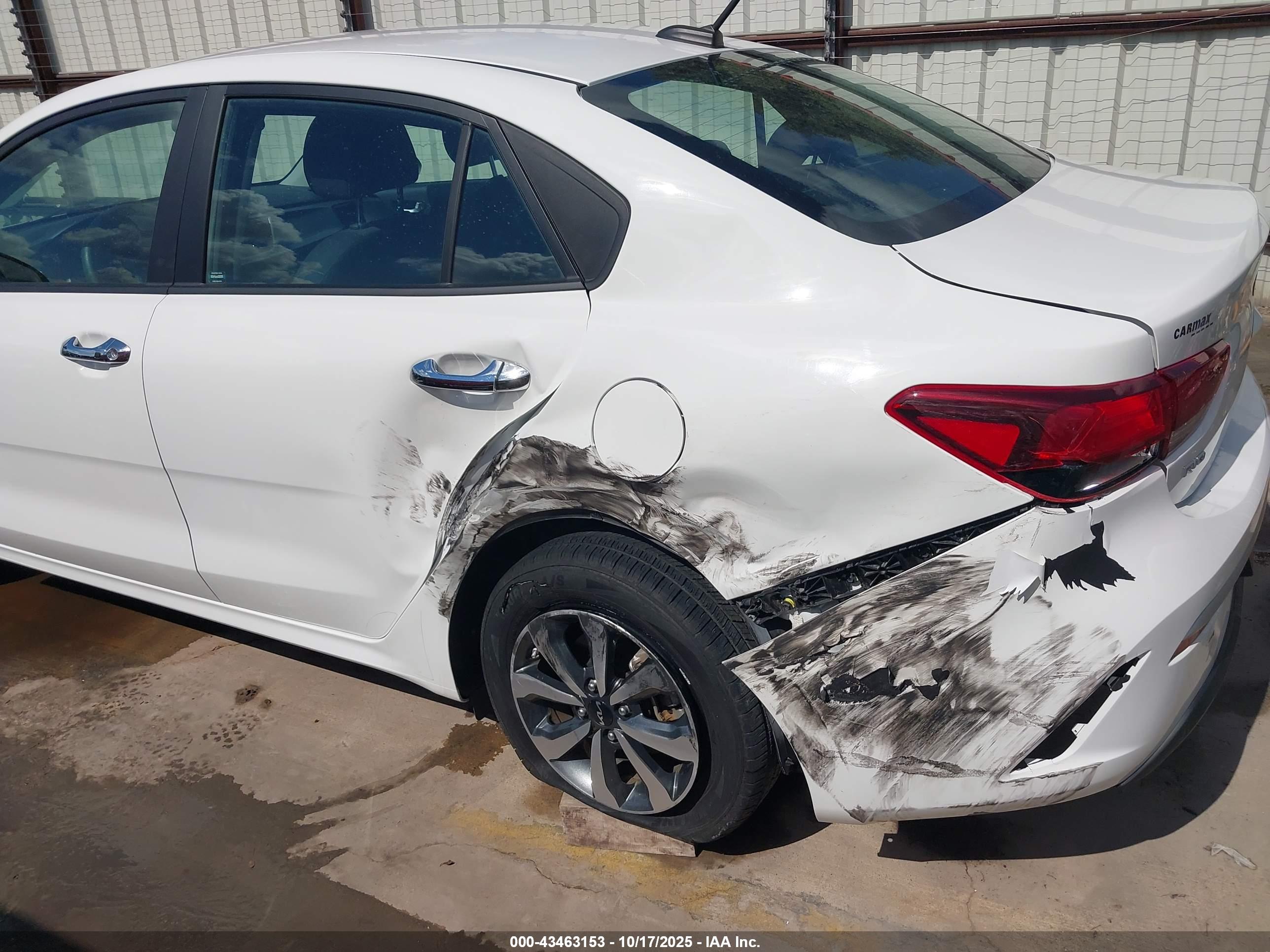 KIA RIO image 6