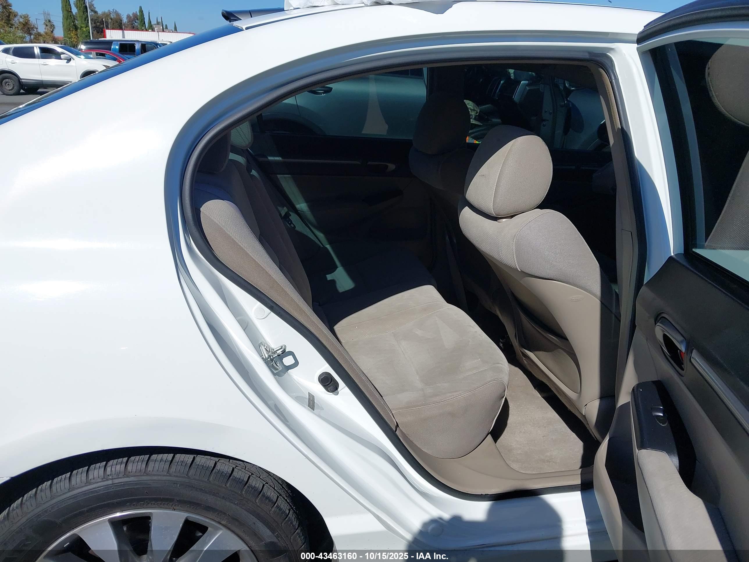 HONDA CIVIC image 8