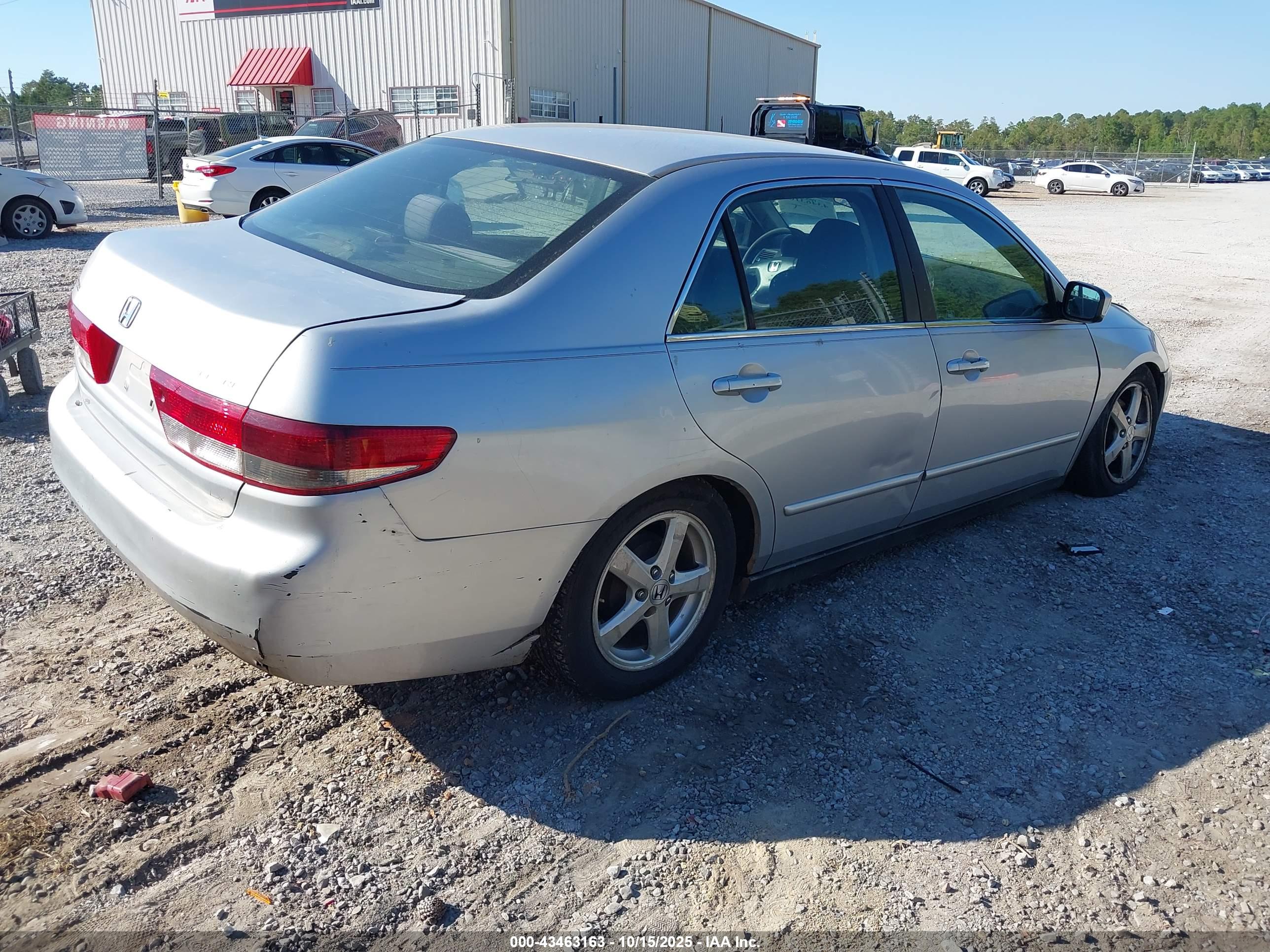 HONDA ACCORD image 4