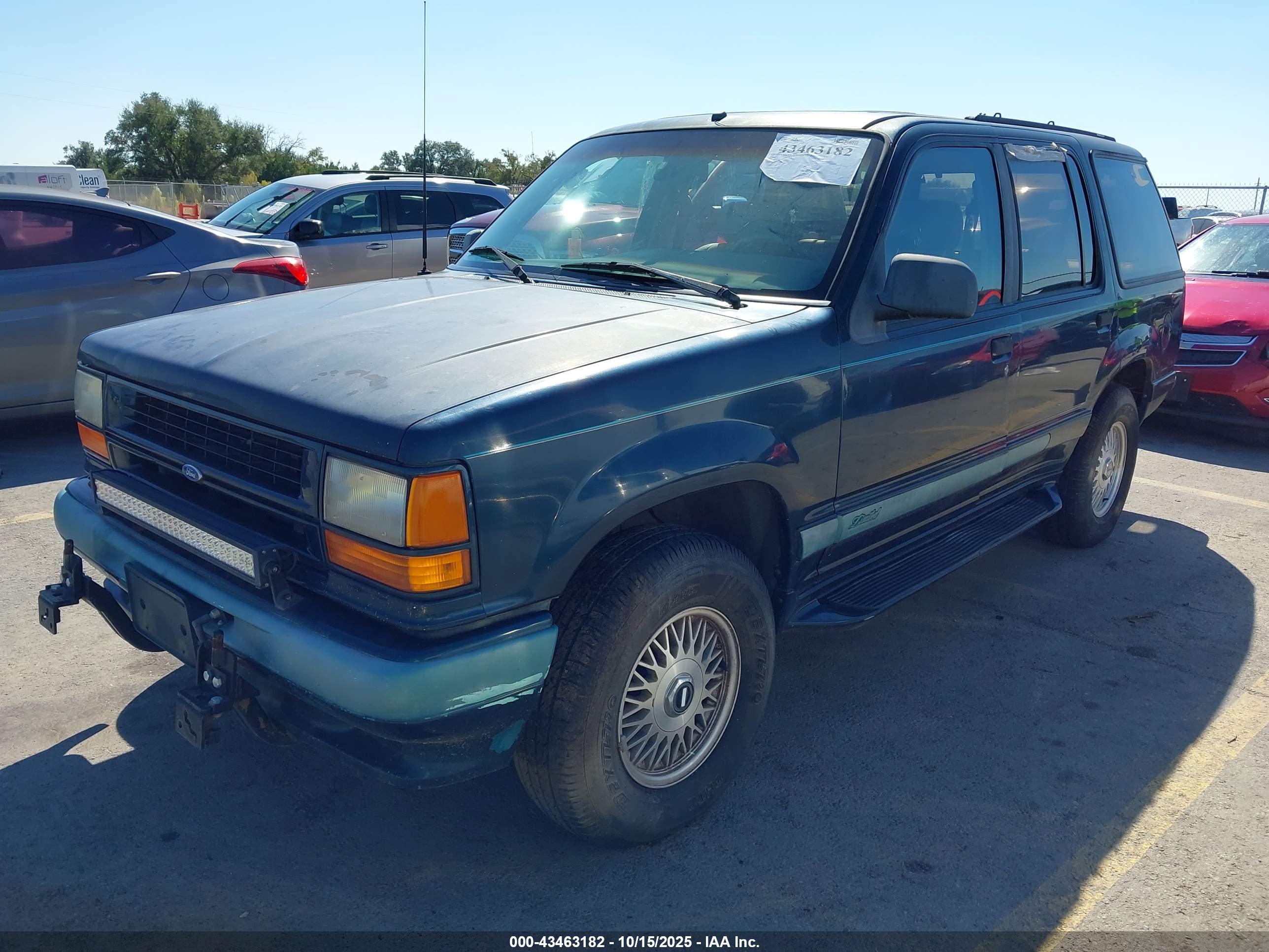 FORD EXPLORER image 2