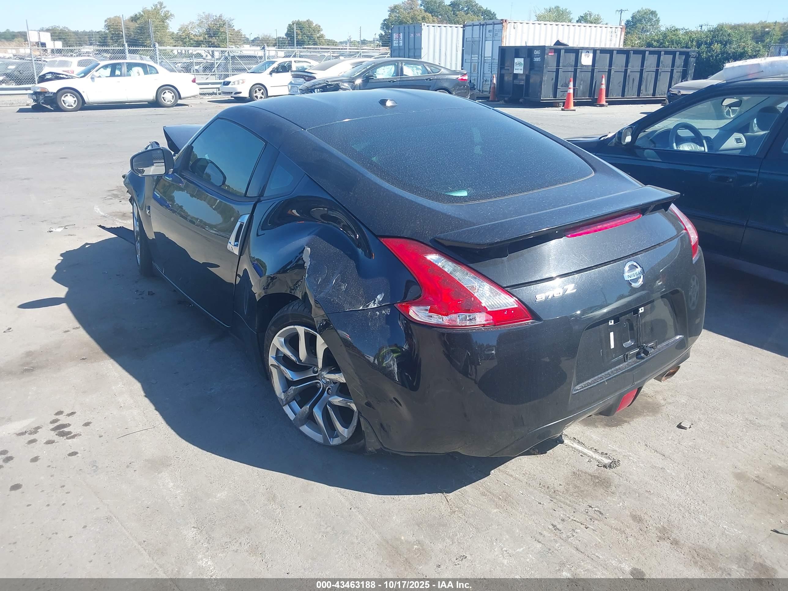 NISSAN 370Z image 3