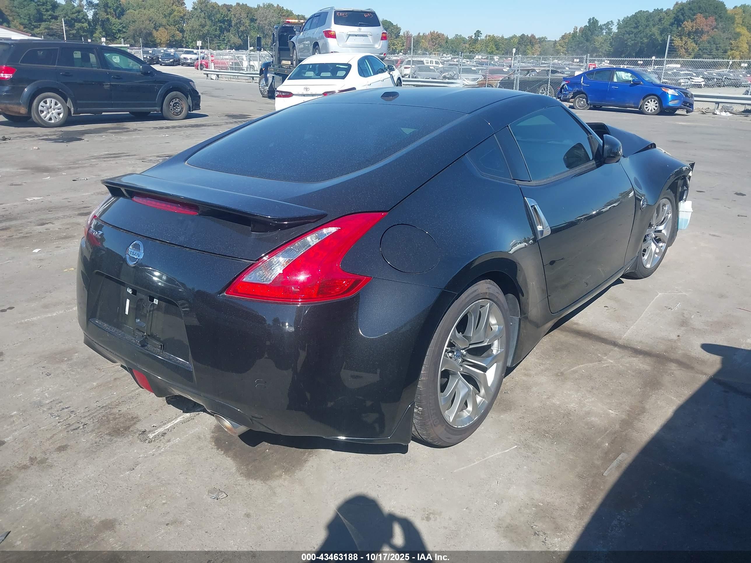 NISSAN 370Z image 4