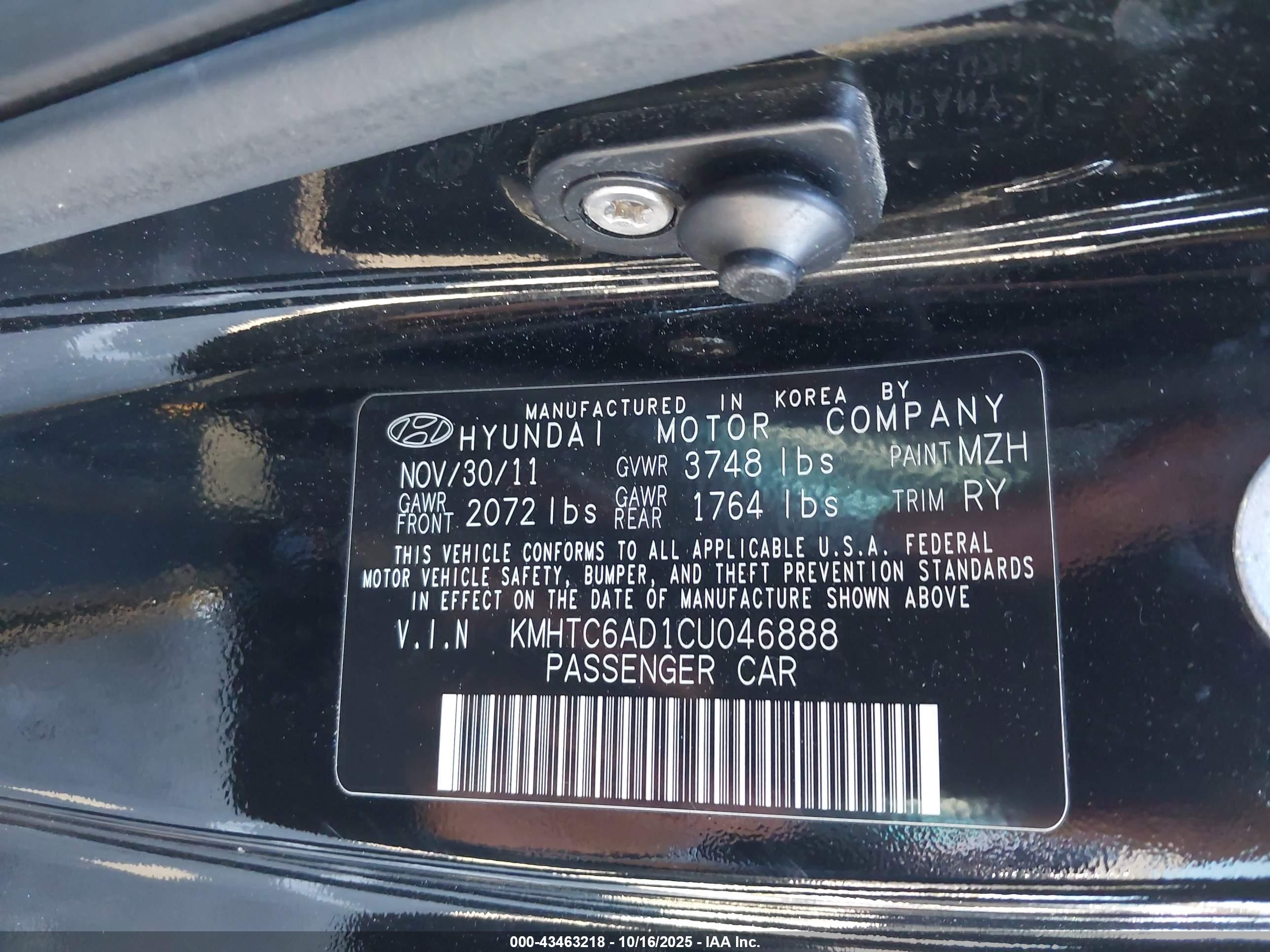 HYUNDAI VELOSTER image 9