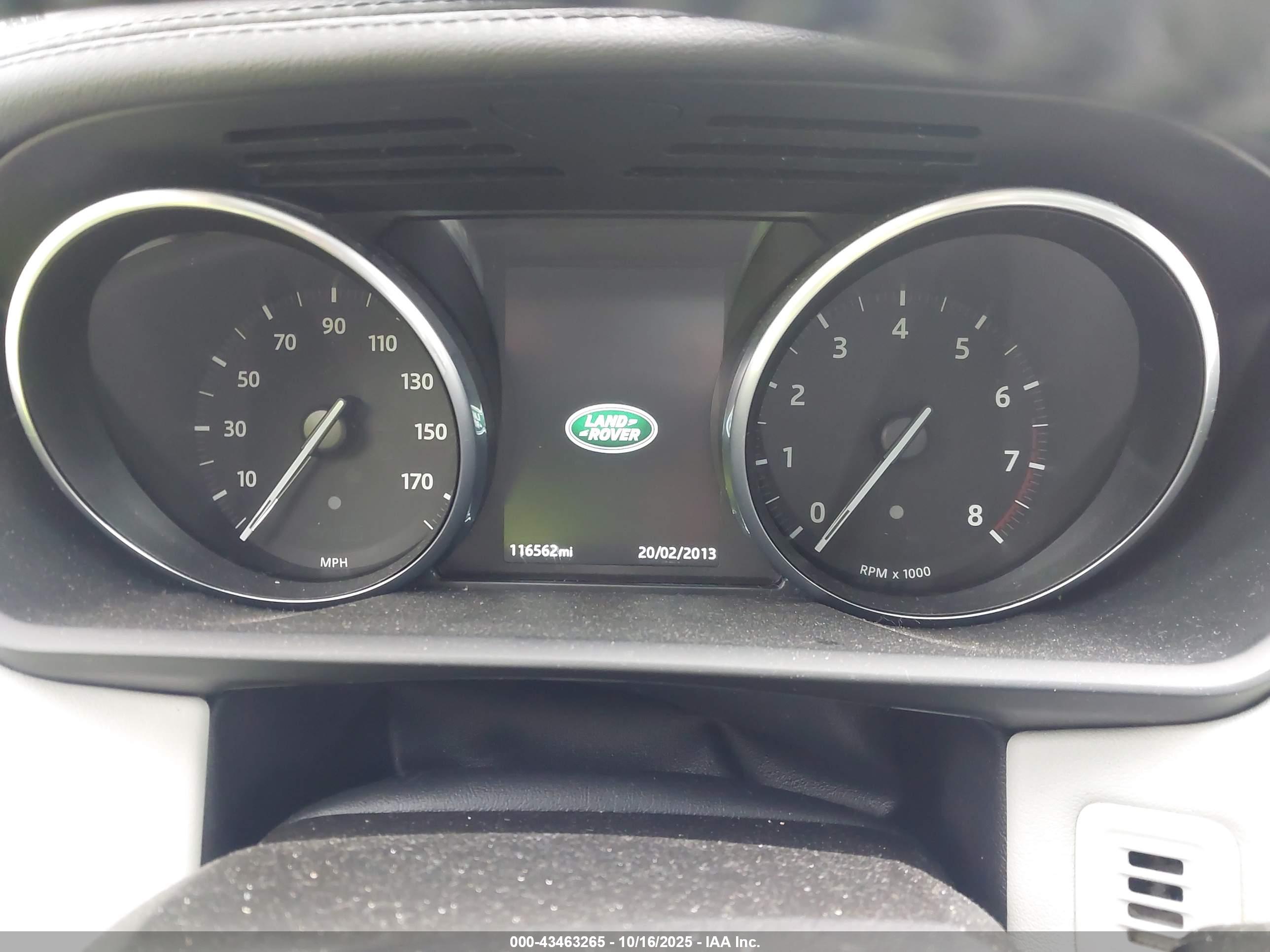 LAND ROVER image 7