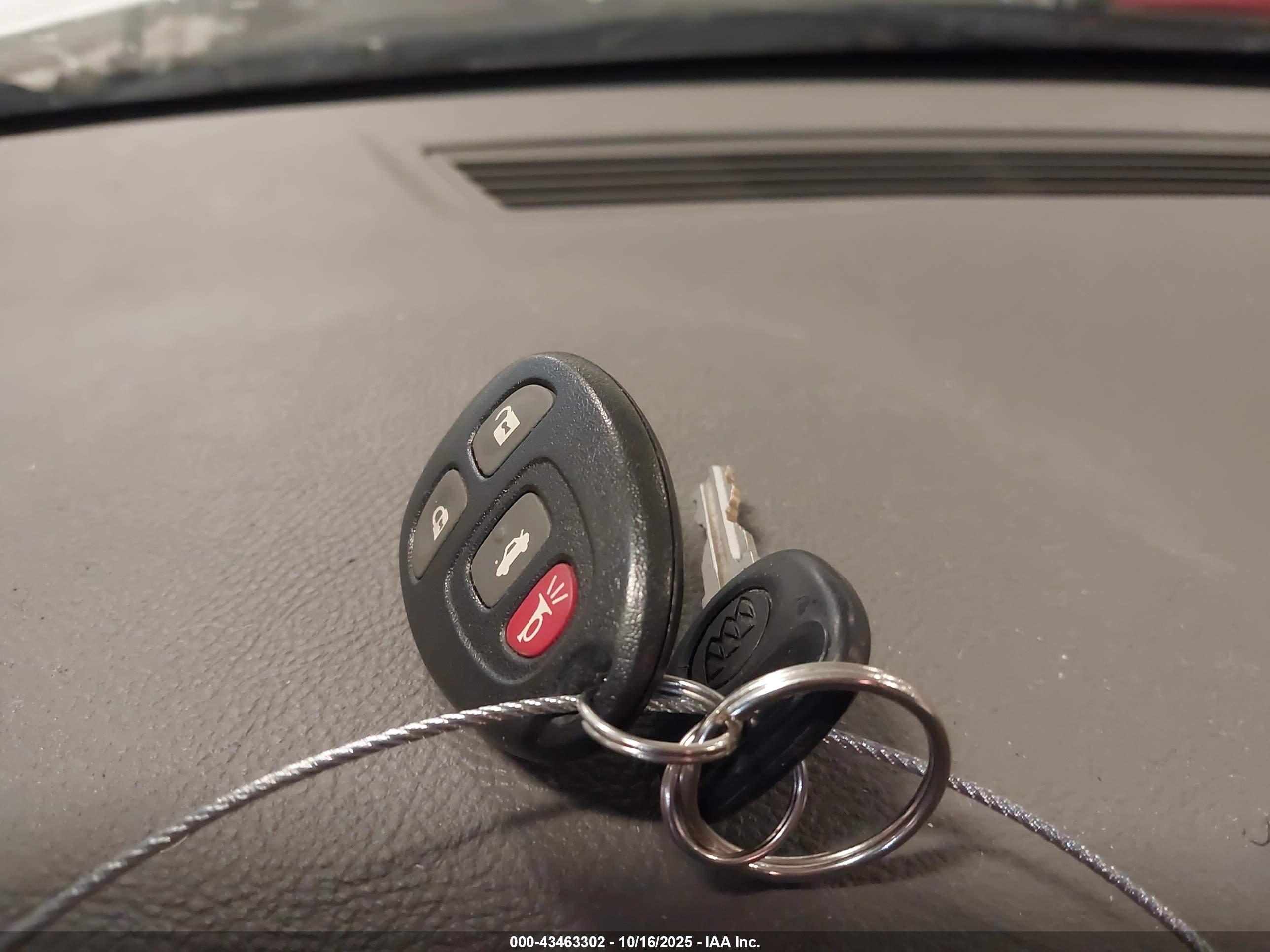 BUICK LUCERNE image 11