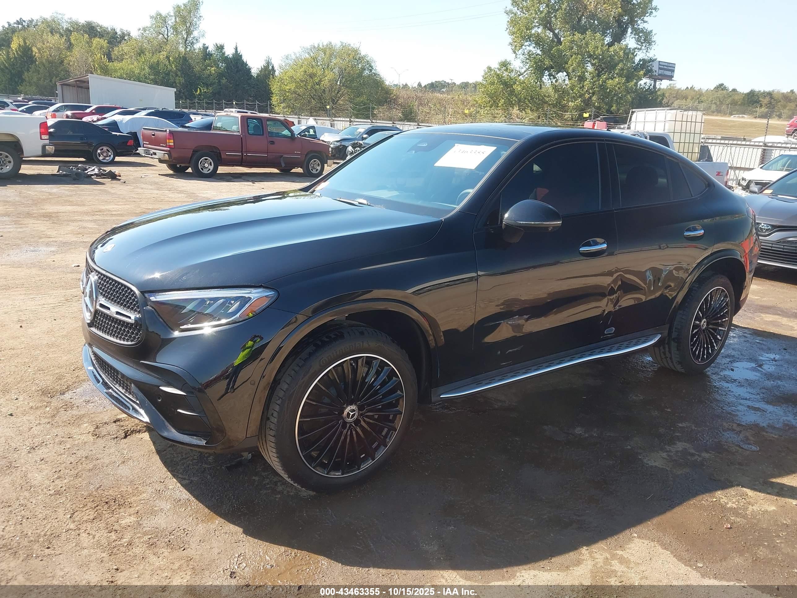 MERCEDES-BENZ GLC image 2