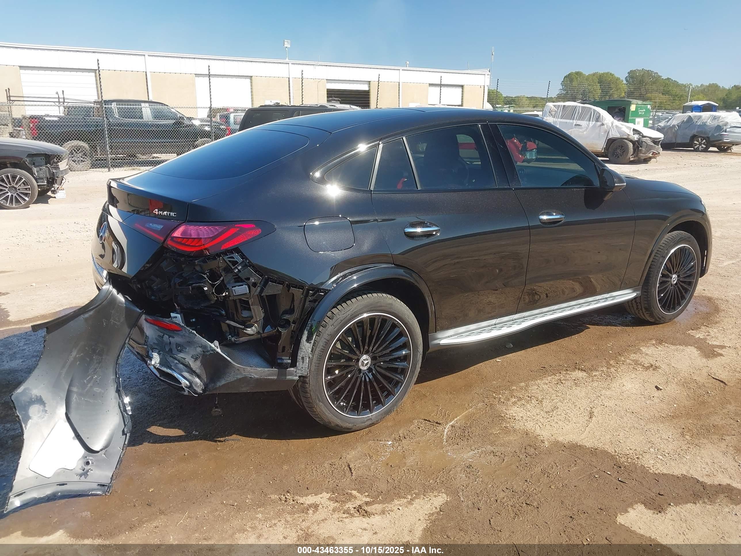MERCEDES-BENZ GLC image 4