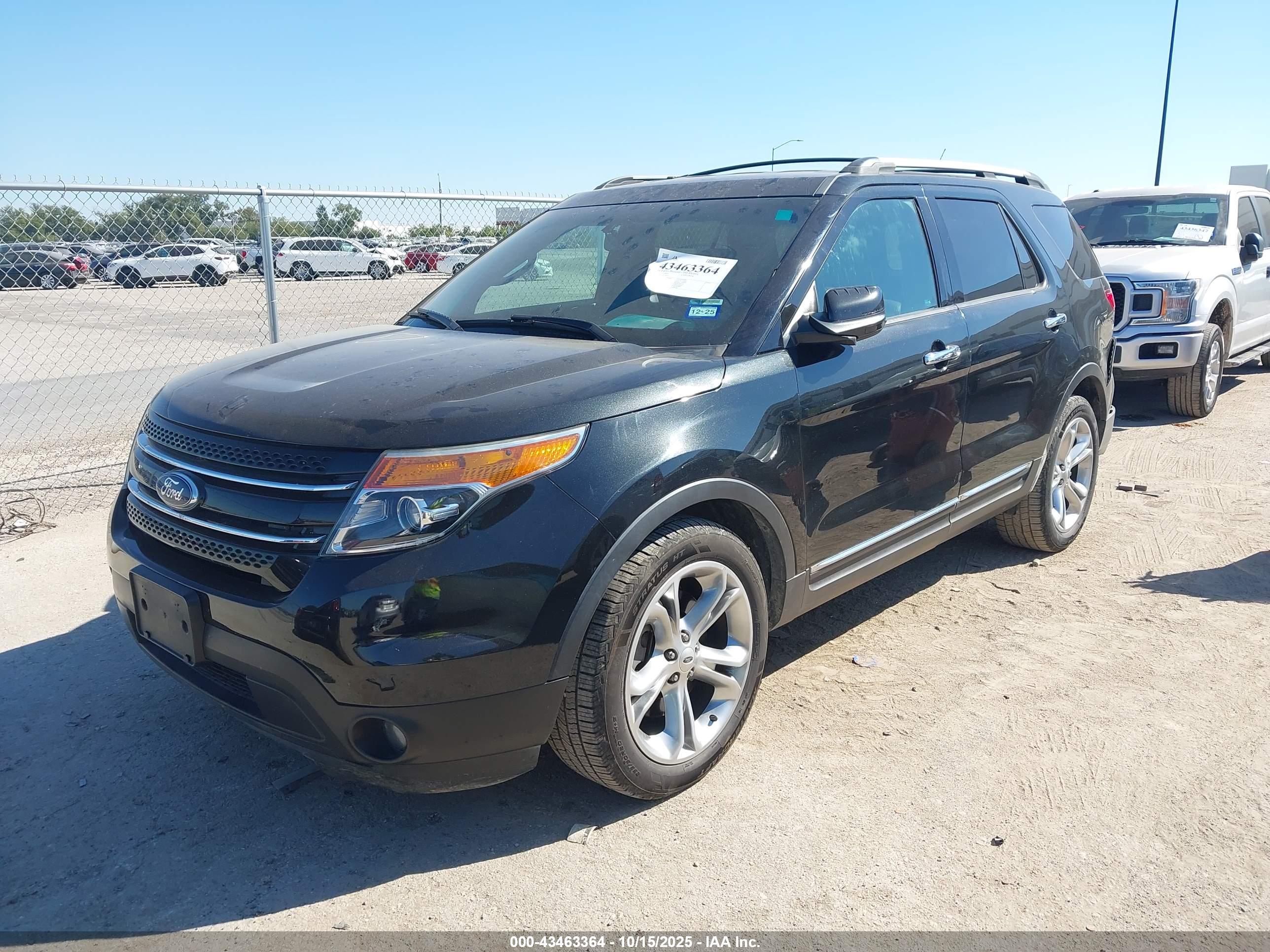 FORD EXPLORER image 2