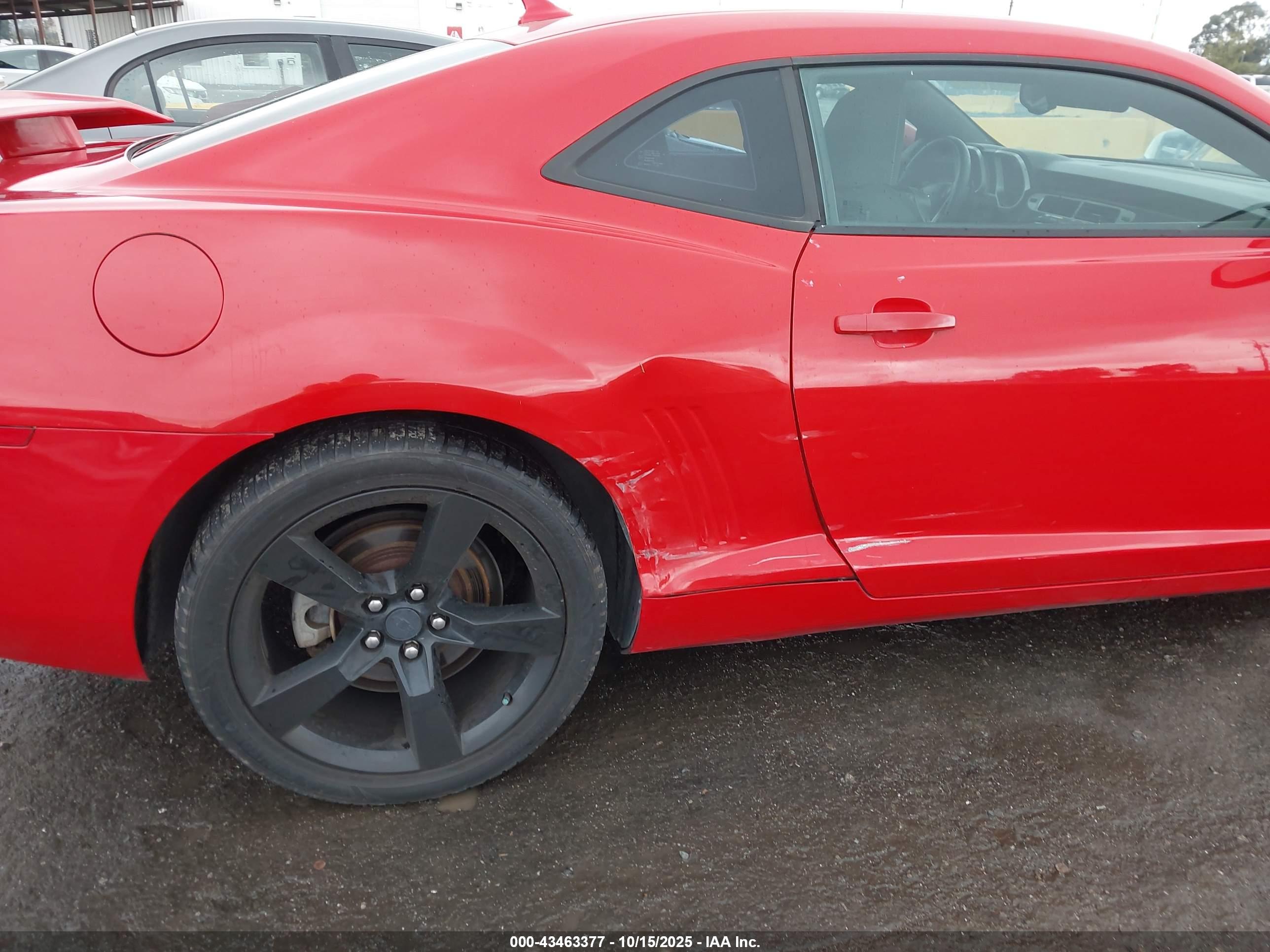 CHEVROLET CAMARO image 6