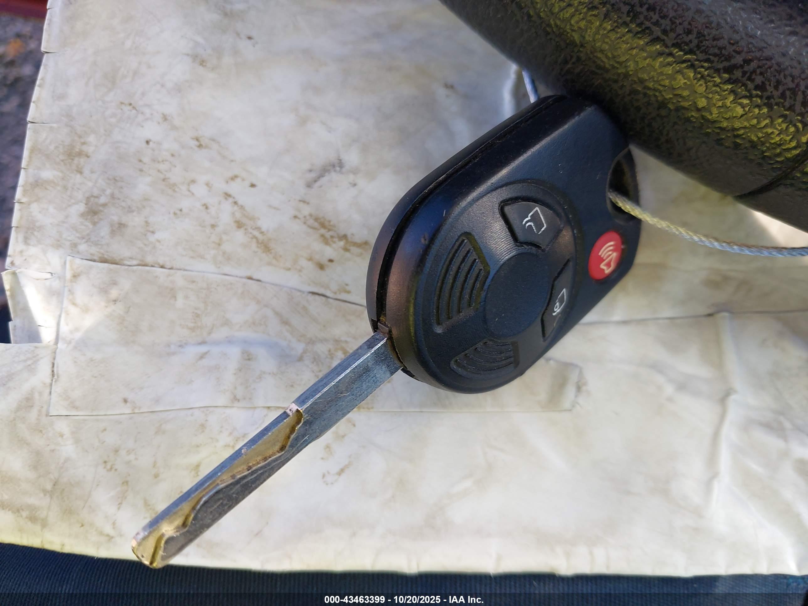 FORD ESCAPE image 11