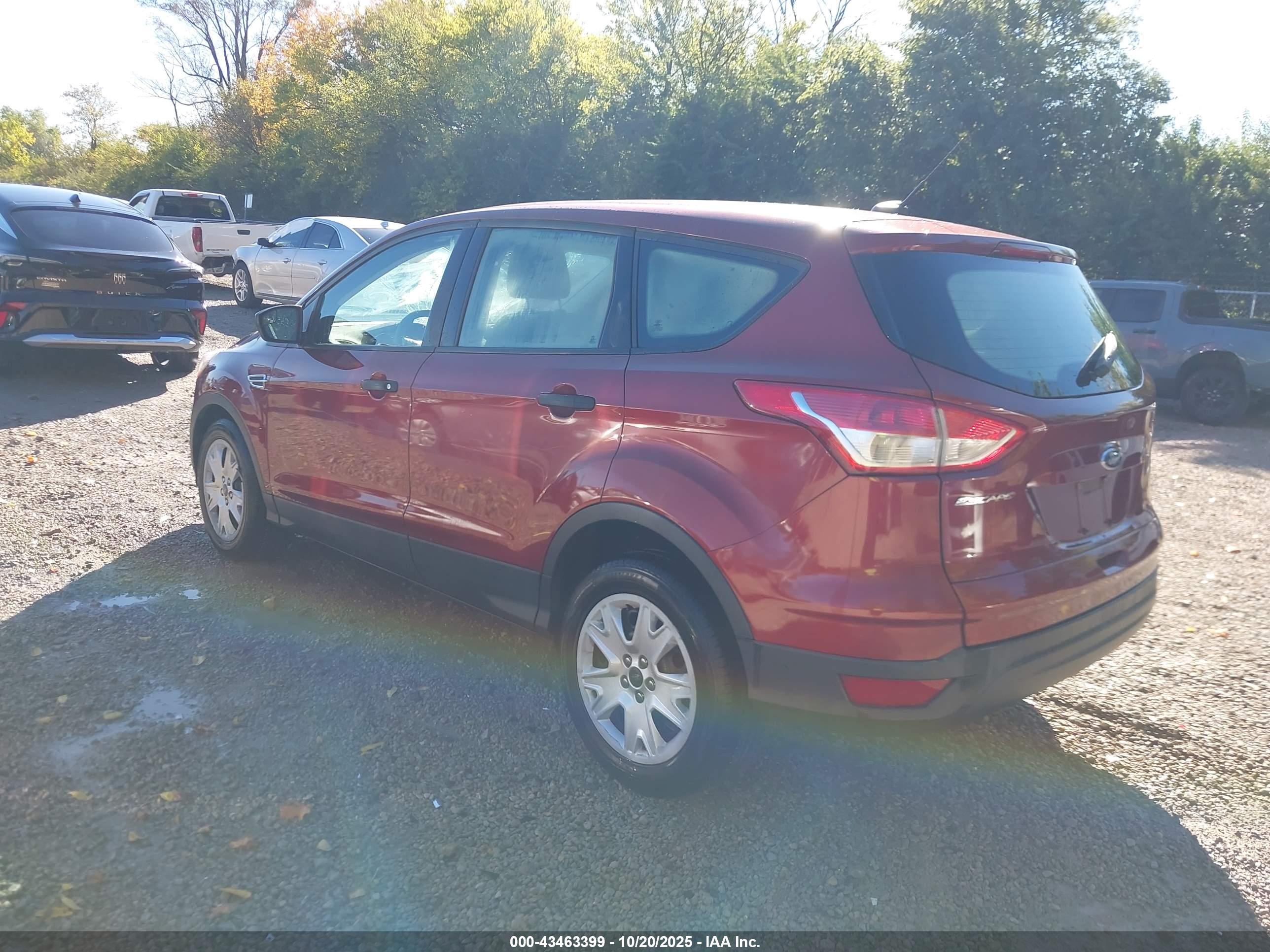 FORD ESCAPE image 3