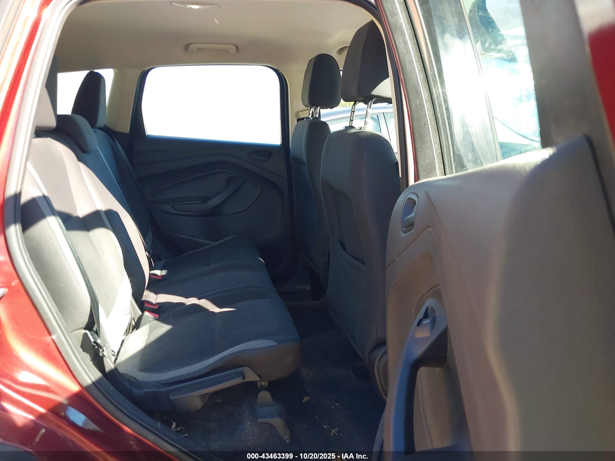 FORD ESCAPE image 8