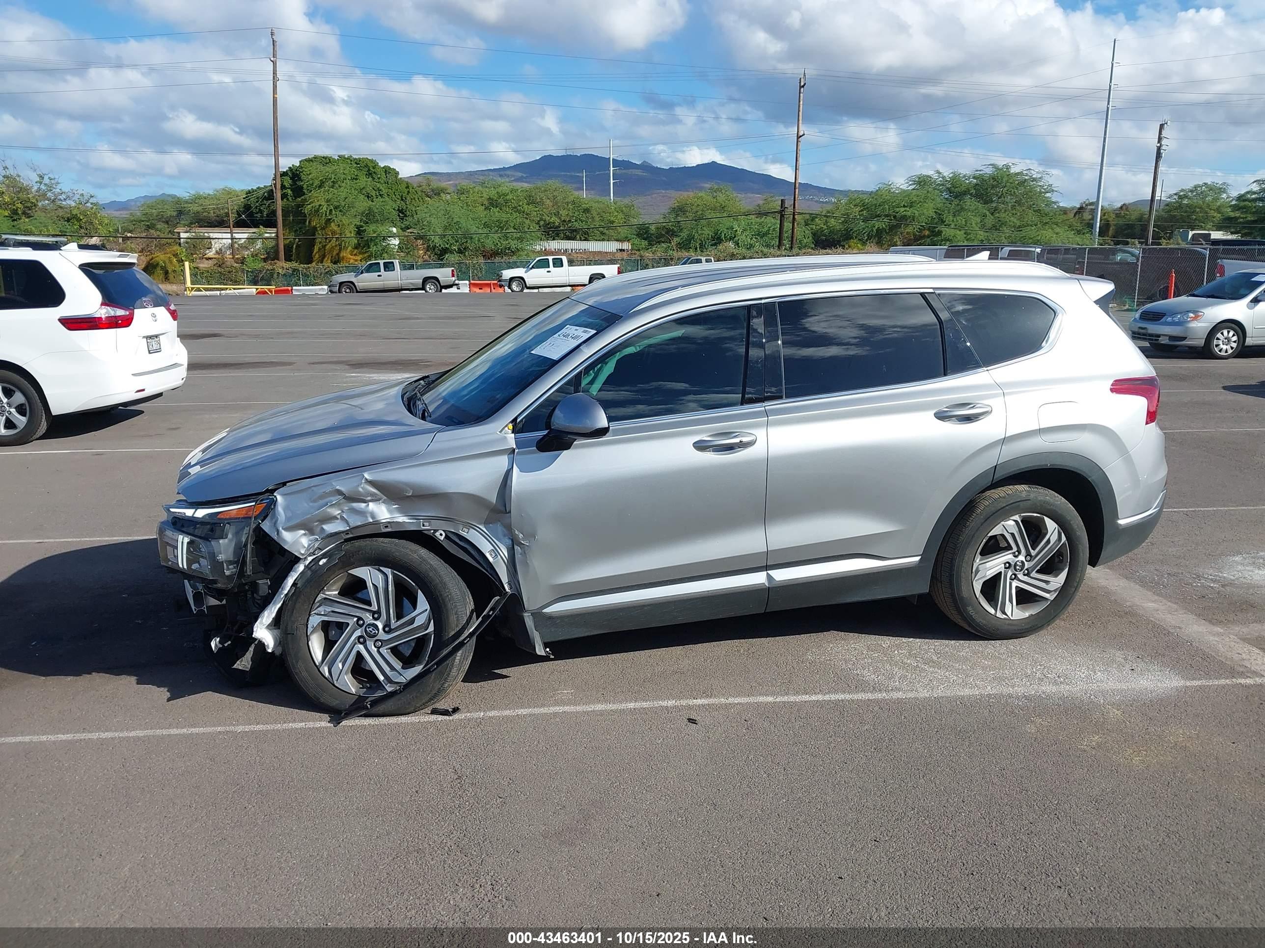 HYUNDAI SANTA image 6