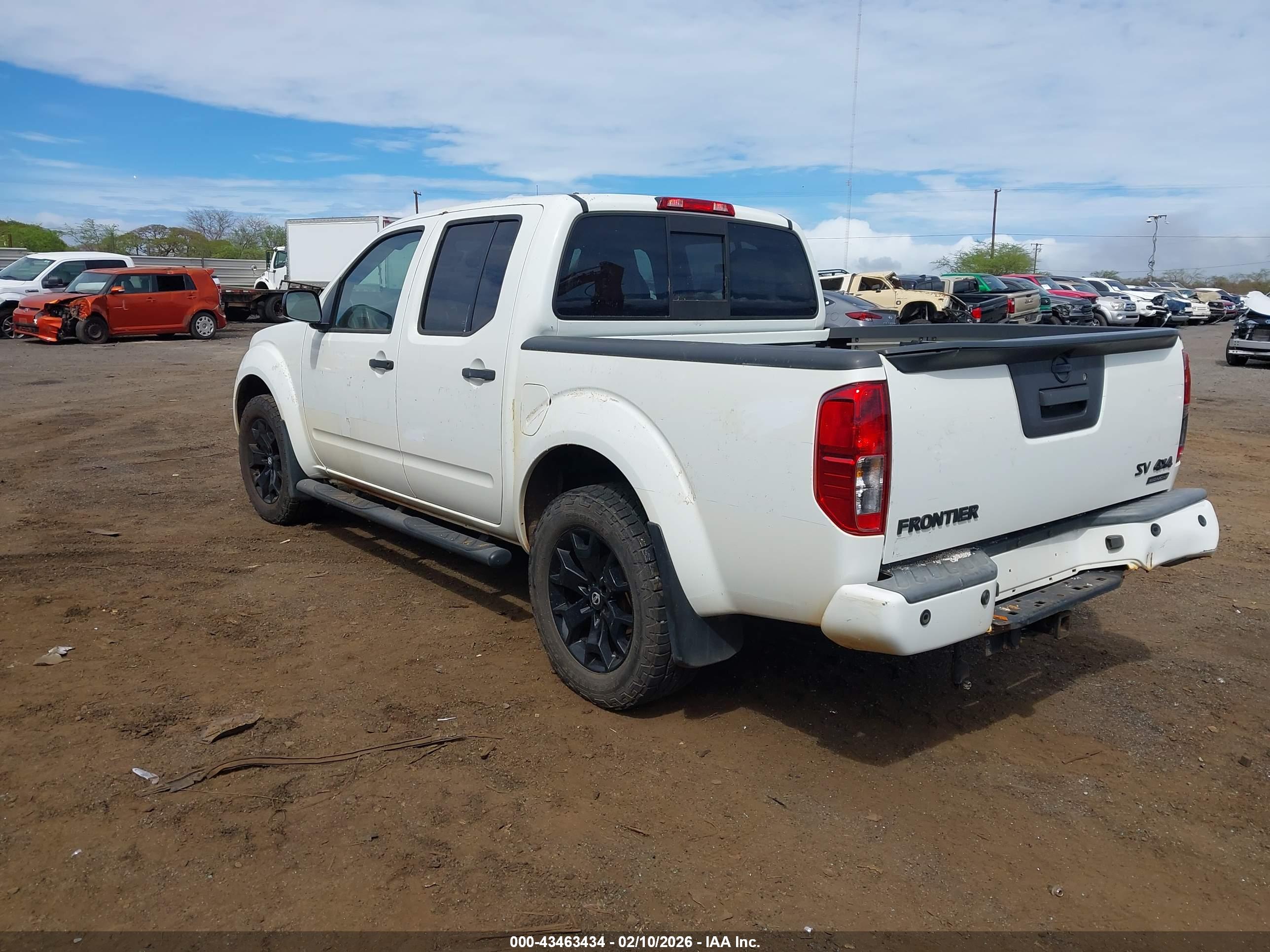 NISSAN FRONTIER image 3