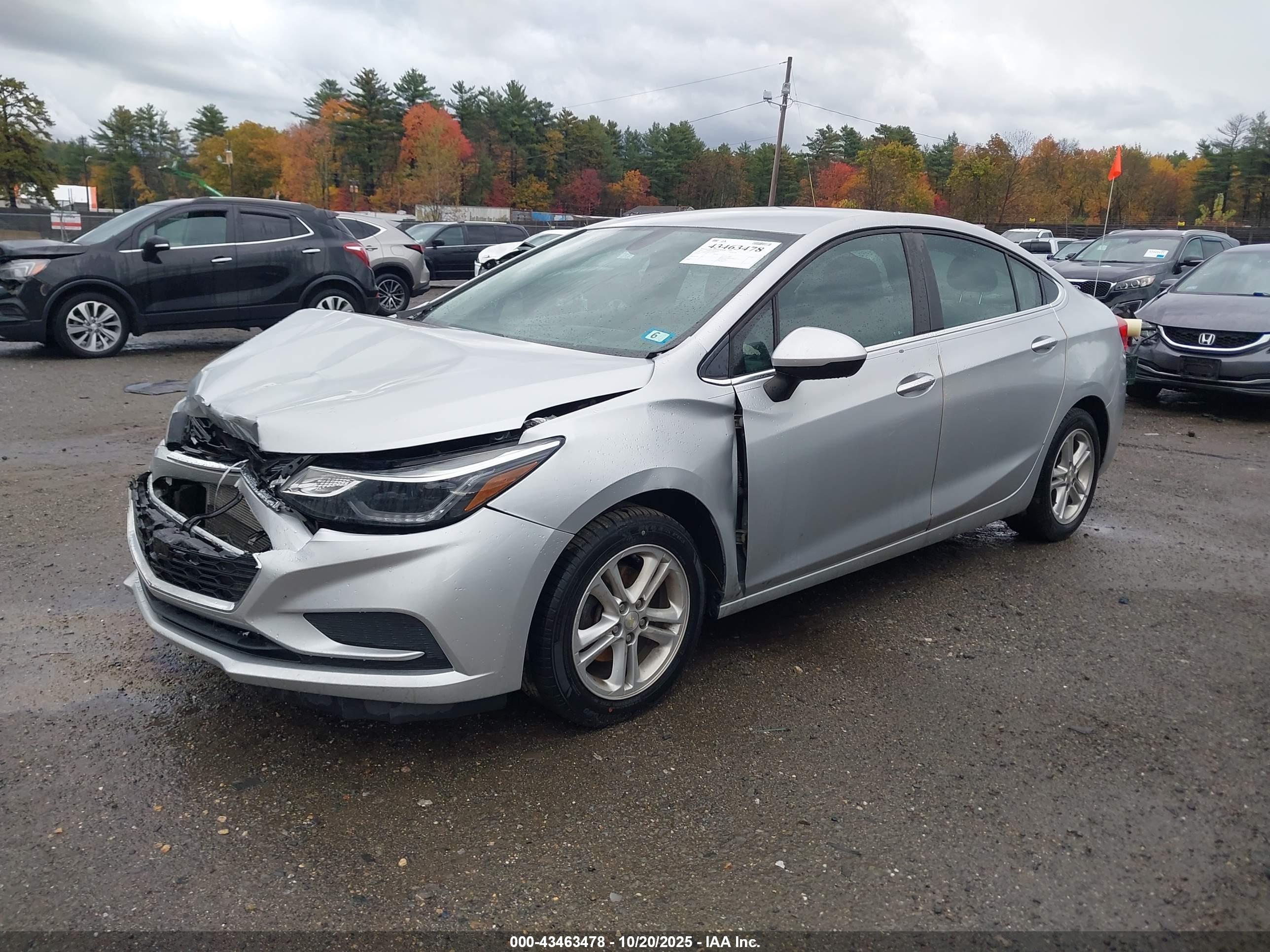 CHEVROLET CRUZE image 2