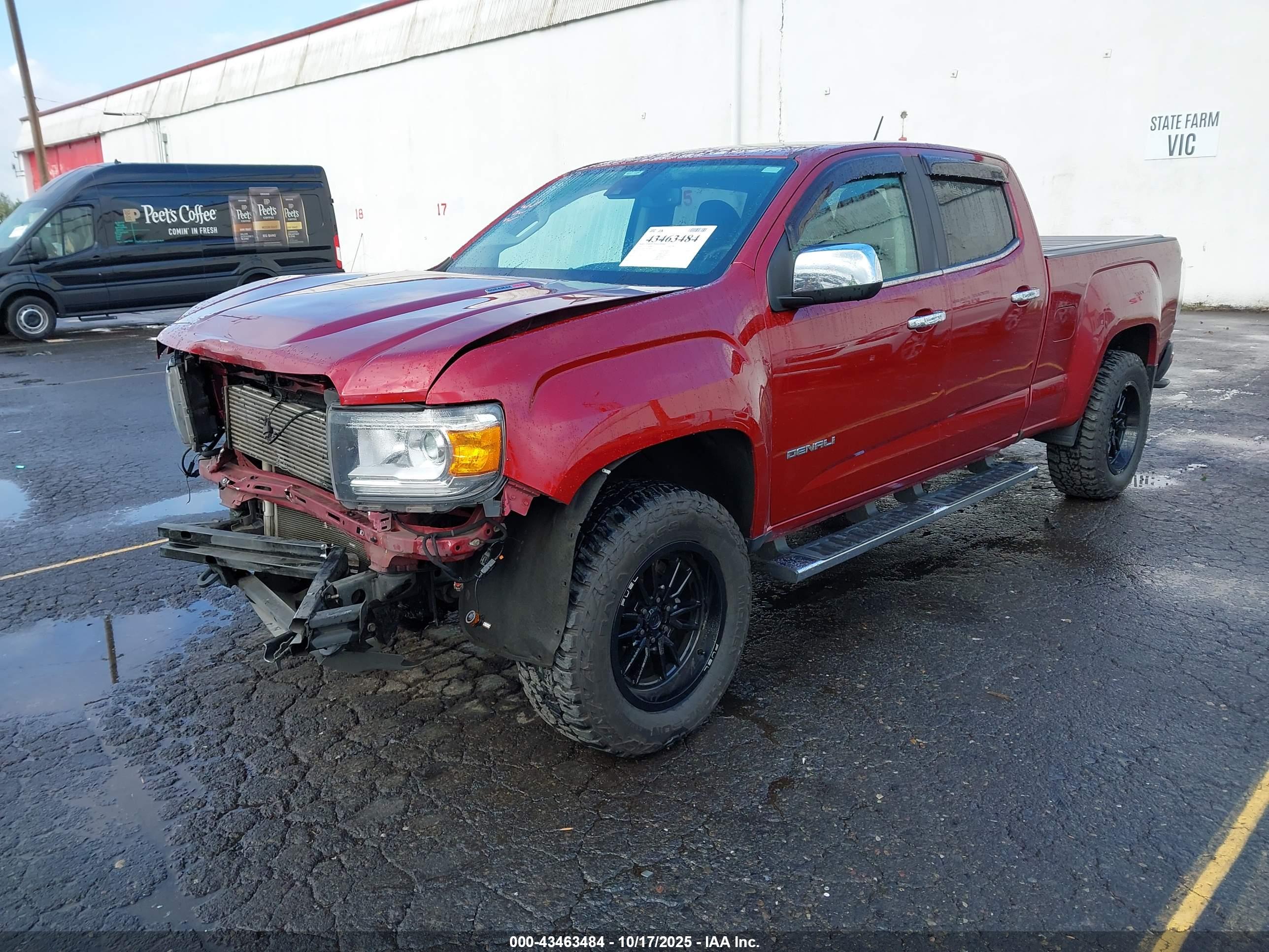 GMC CANYON image 2