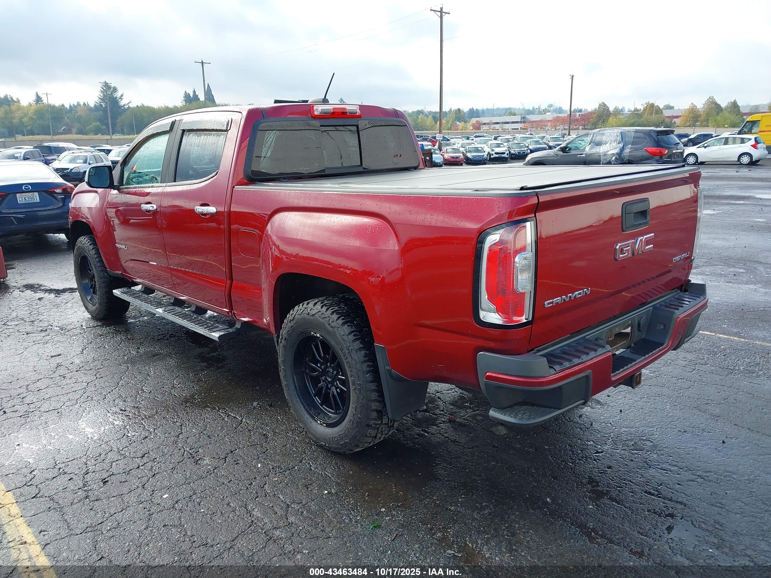 GMC CANYON image 3