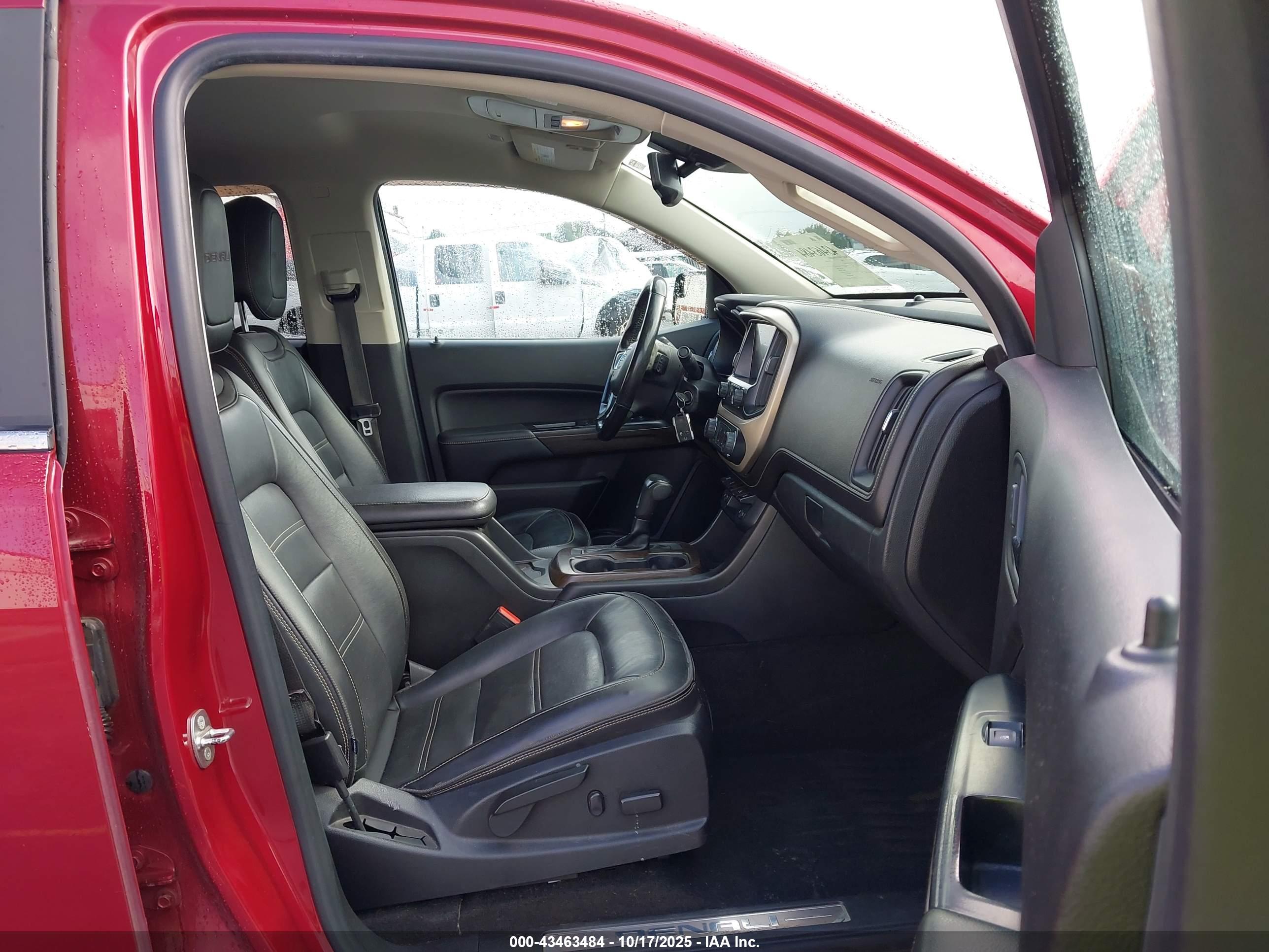 GMC CANYON image 5