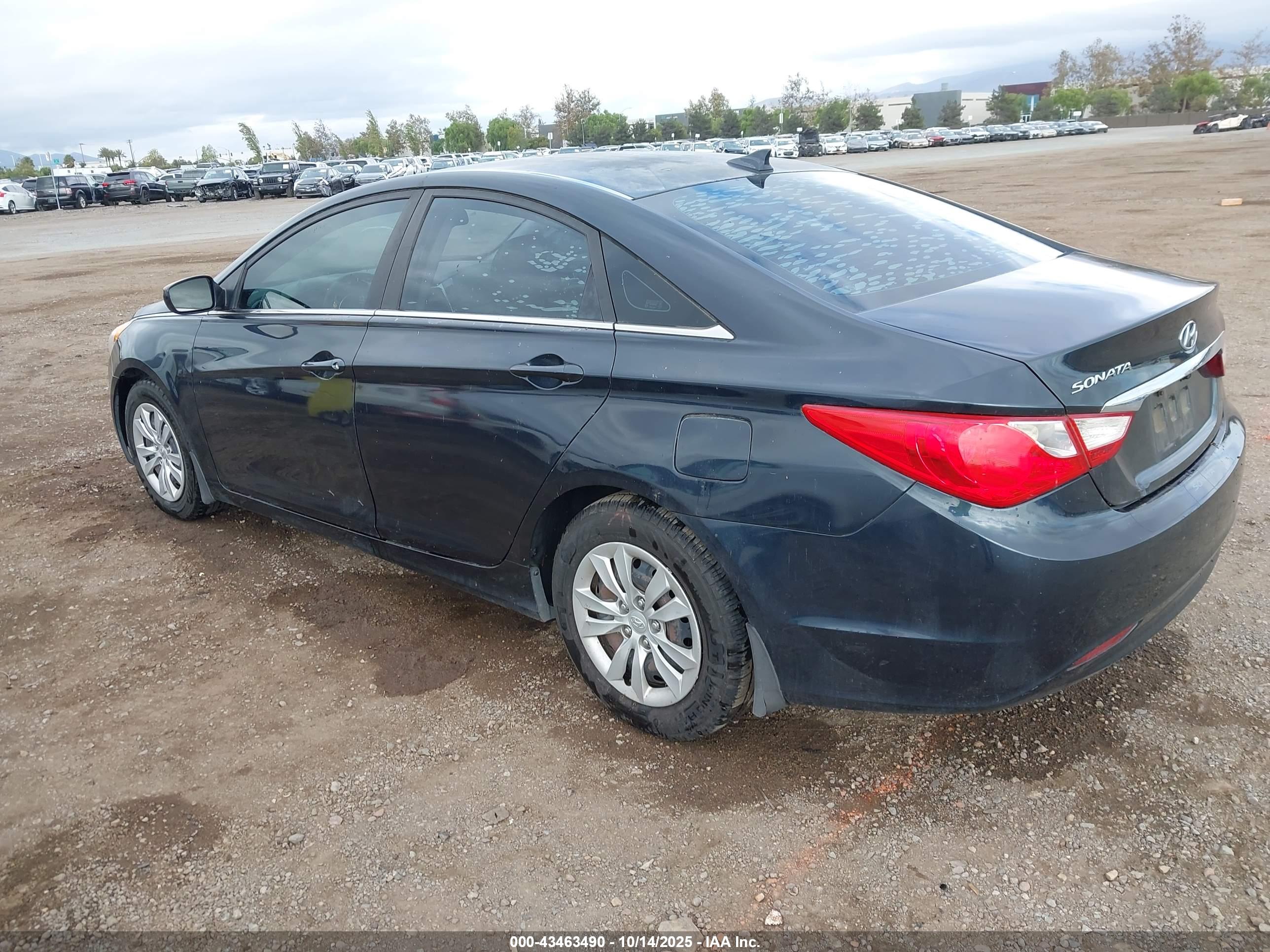 HYUNDAI SONATA image 3