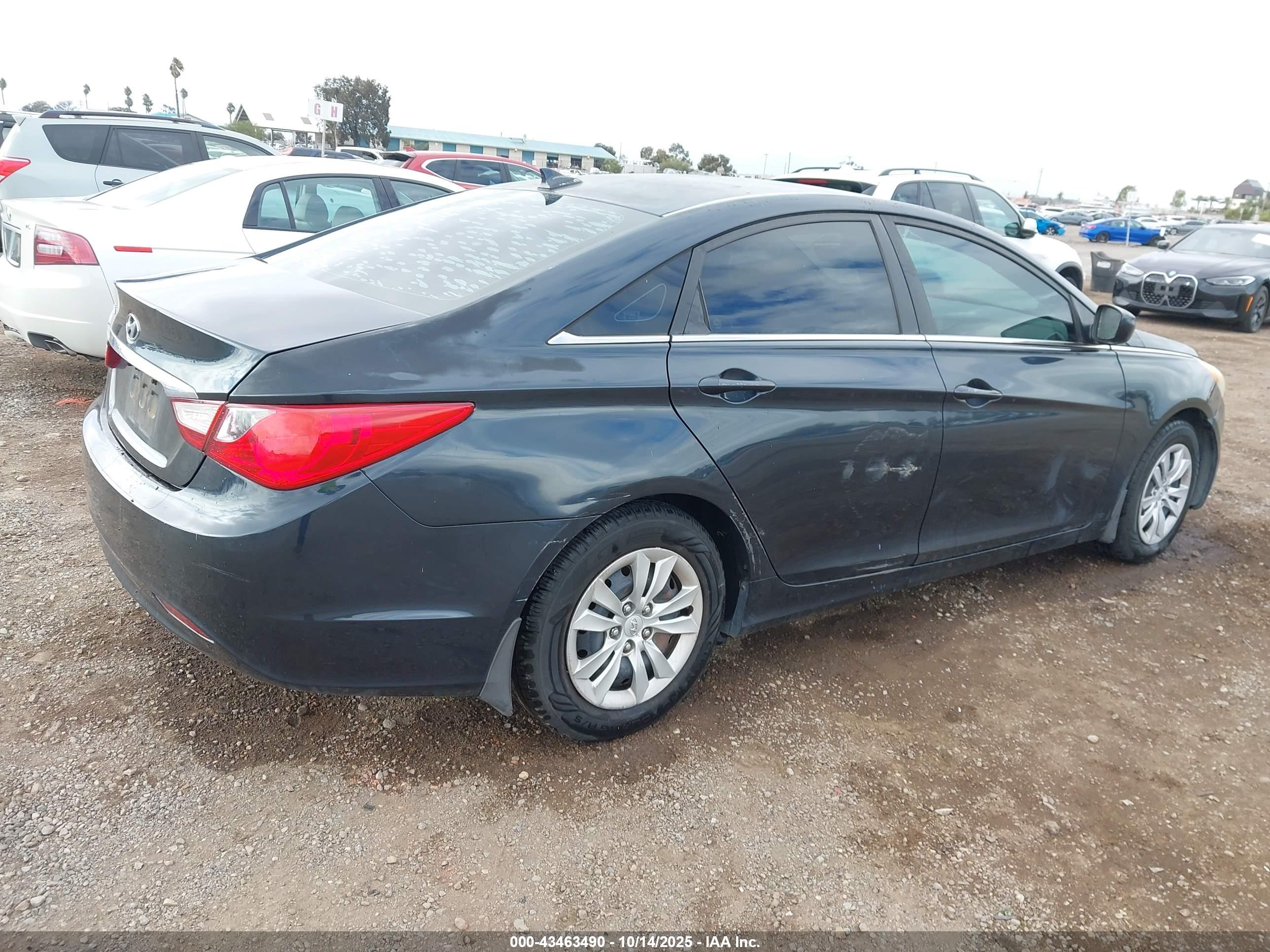 HYUNDAI SONATA image 4