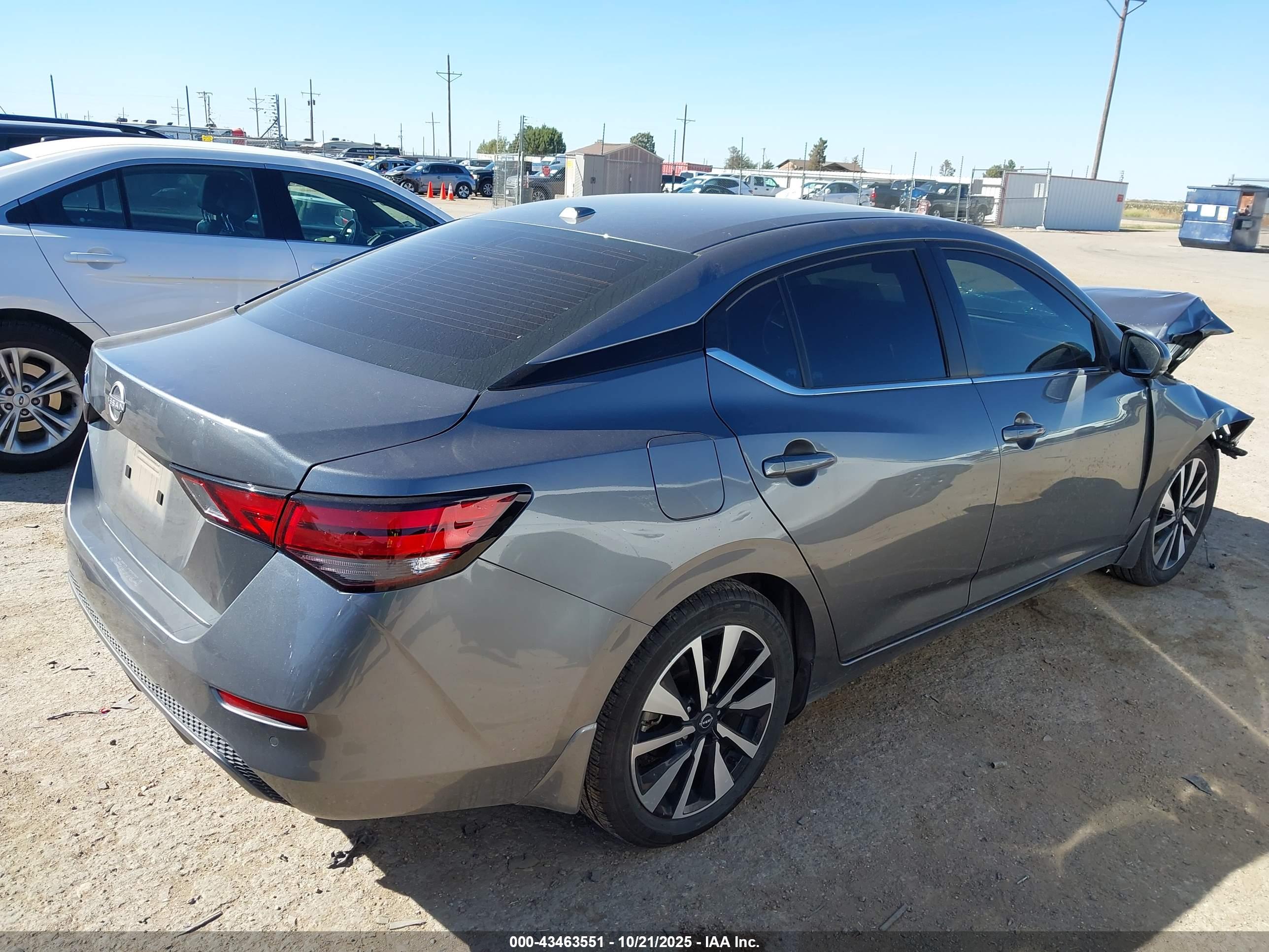 NISSAN SENTRA image 4