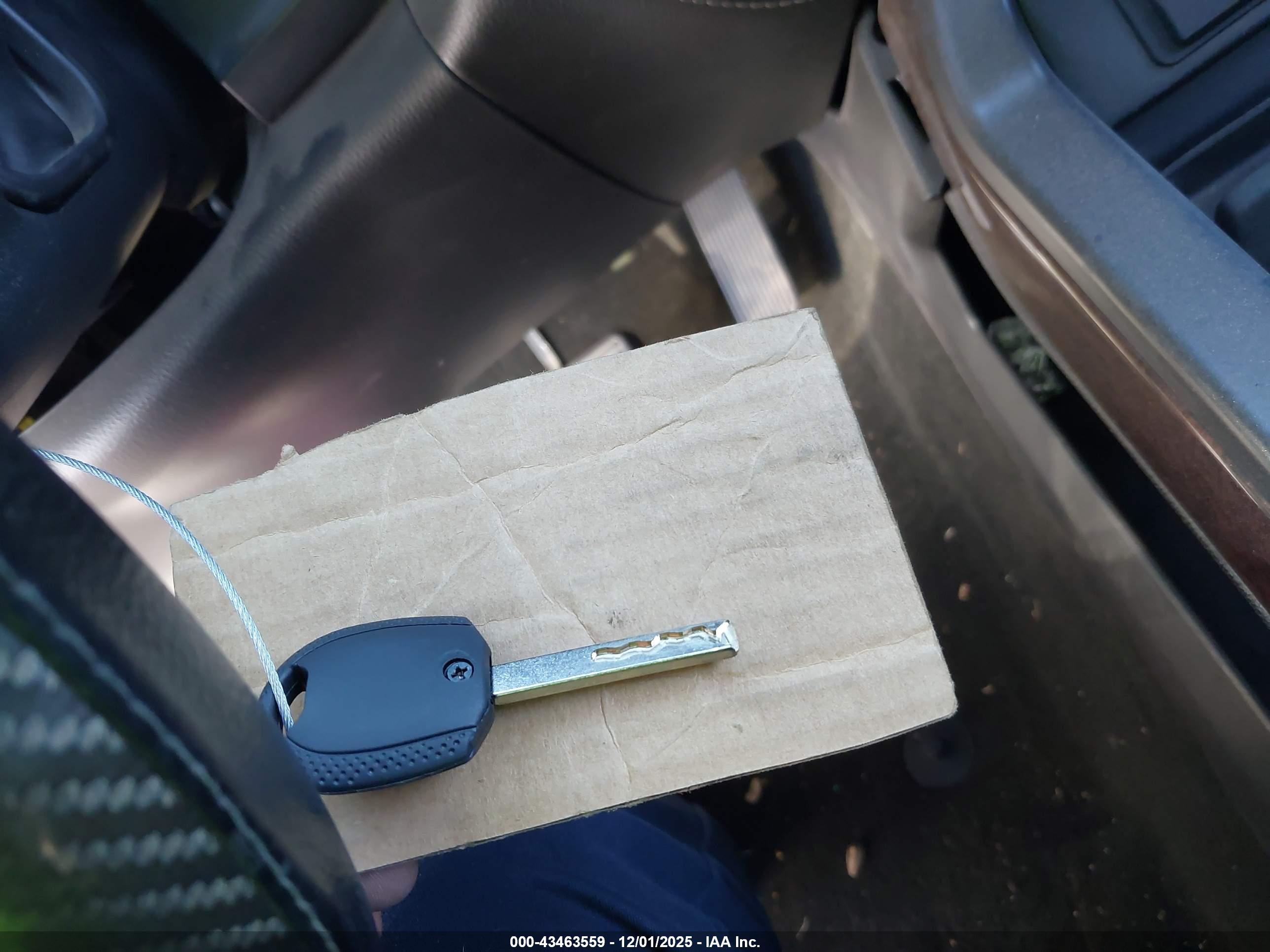 GMC SIERRA image 11