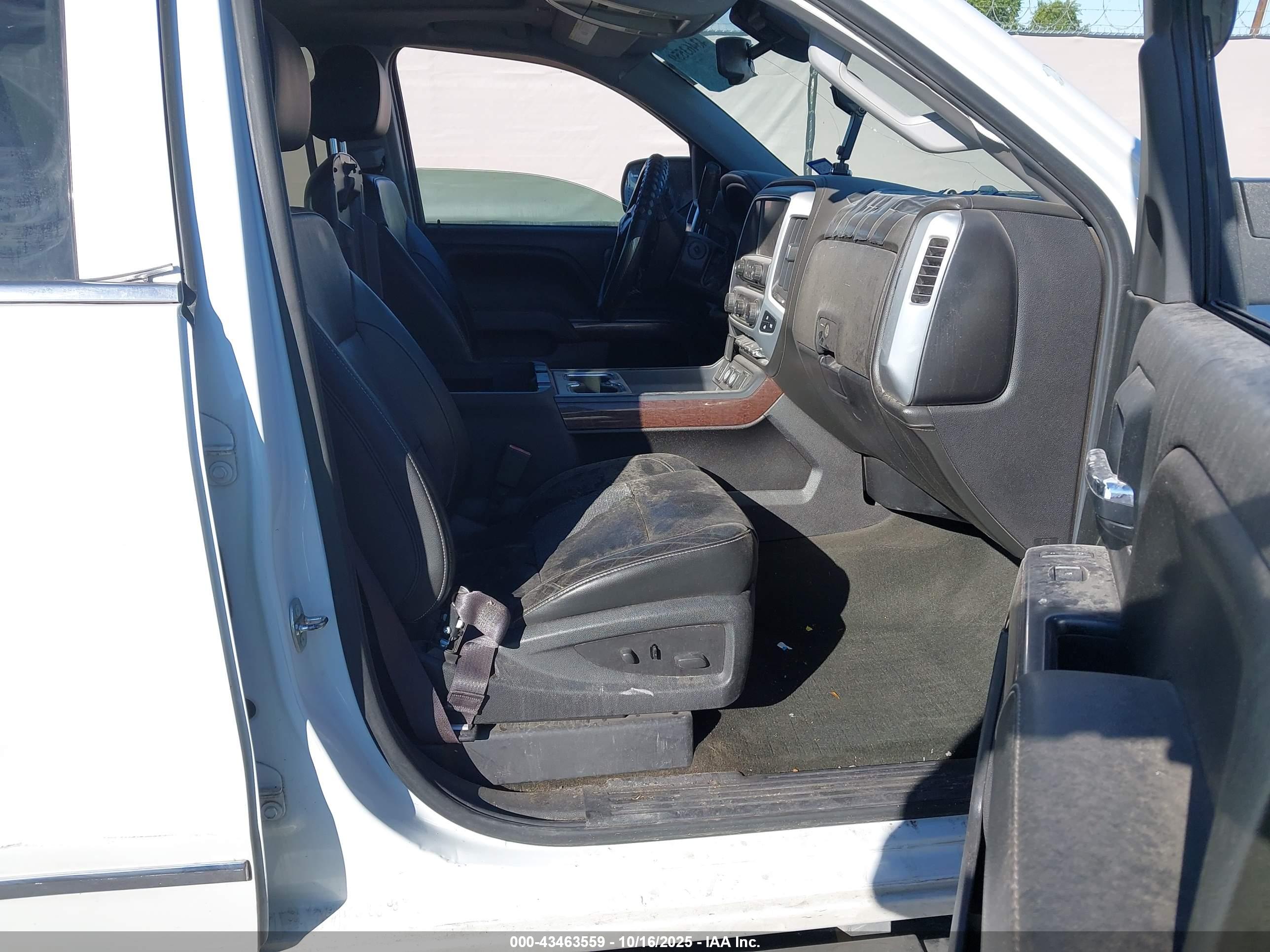 GMC SIERRA image 5