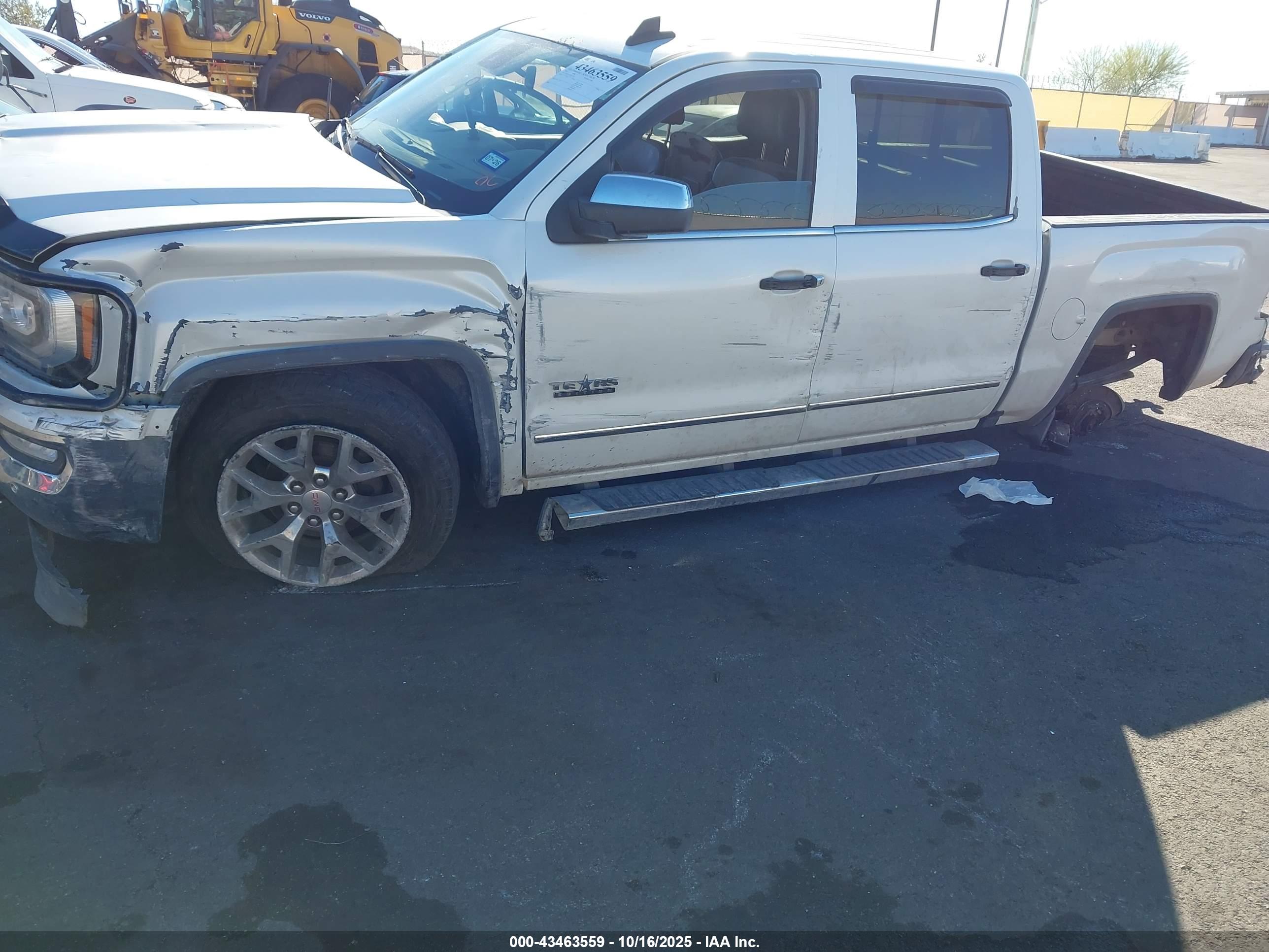 GMC SIERRA image 6