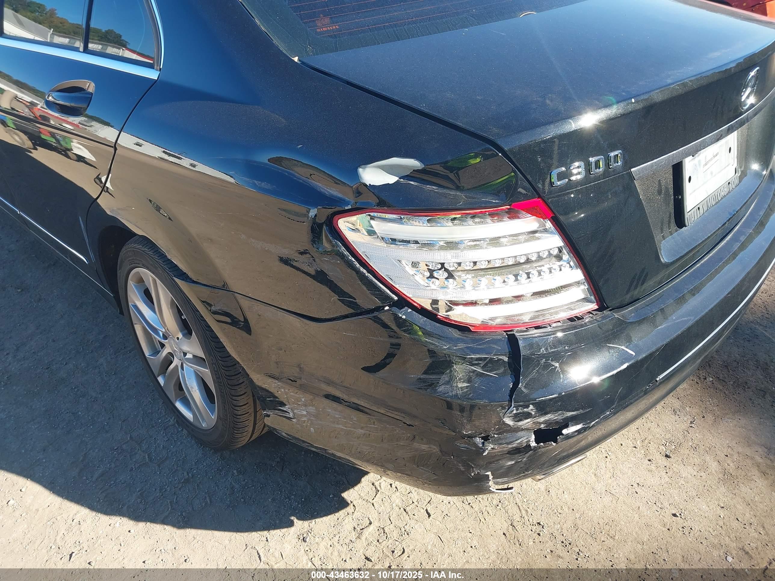 MERCEDES-BENZ C image 6