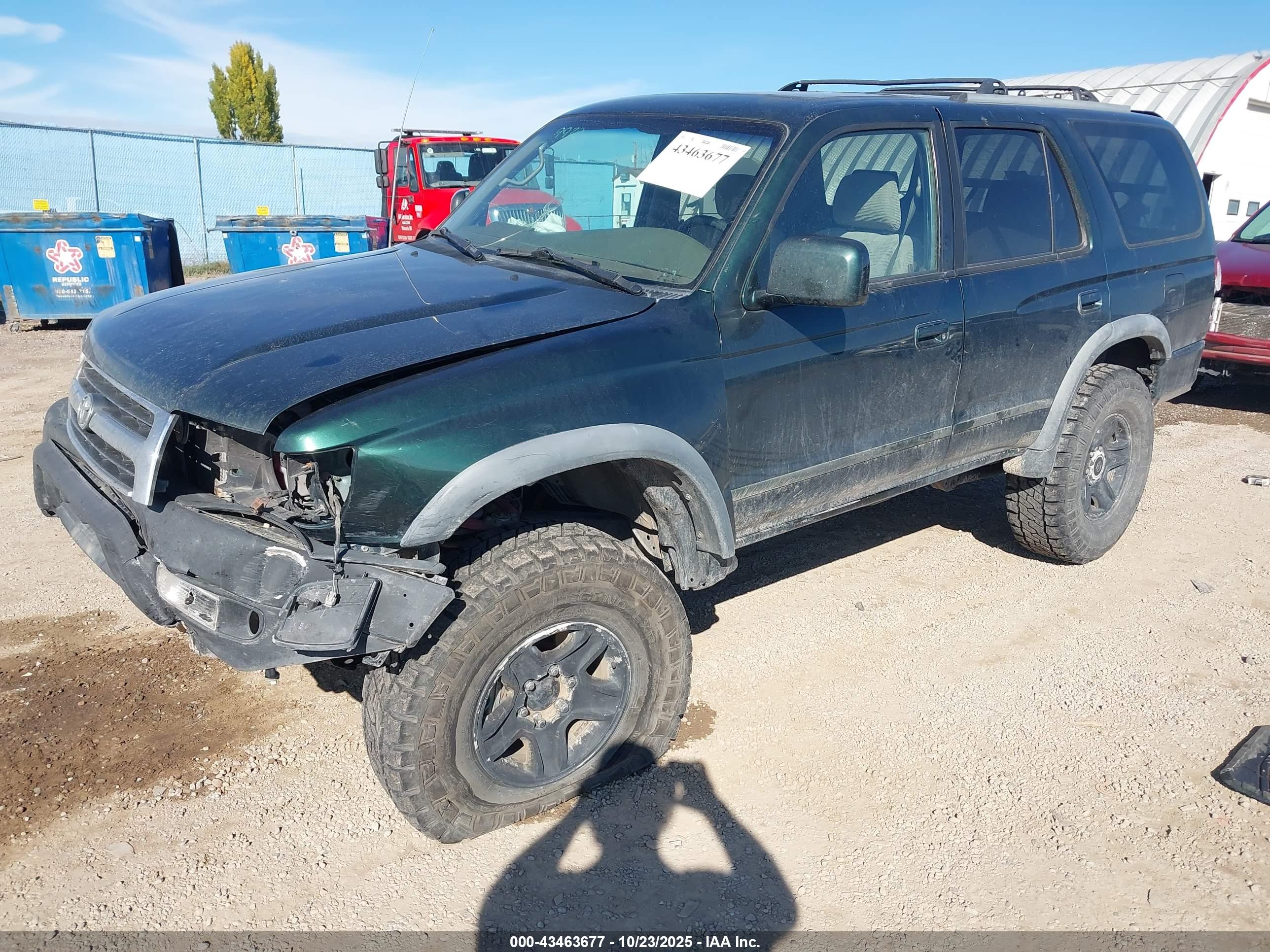 TOYOTA 4RUNNER image 2