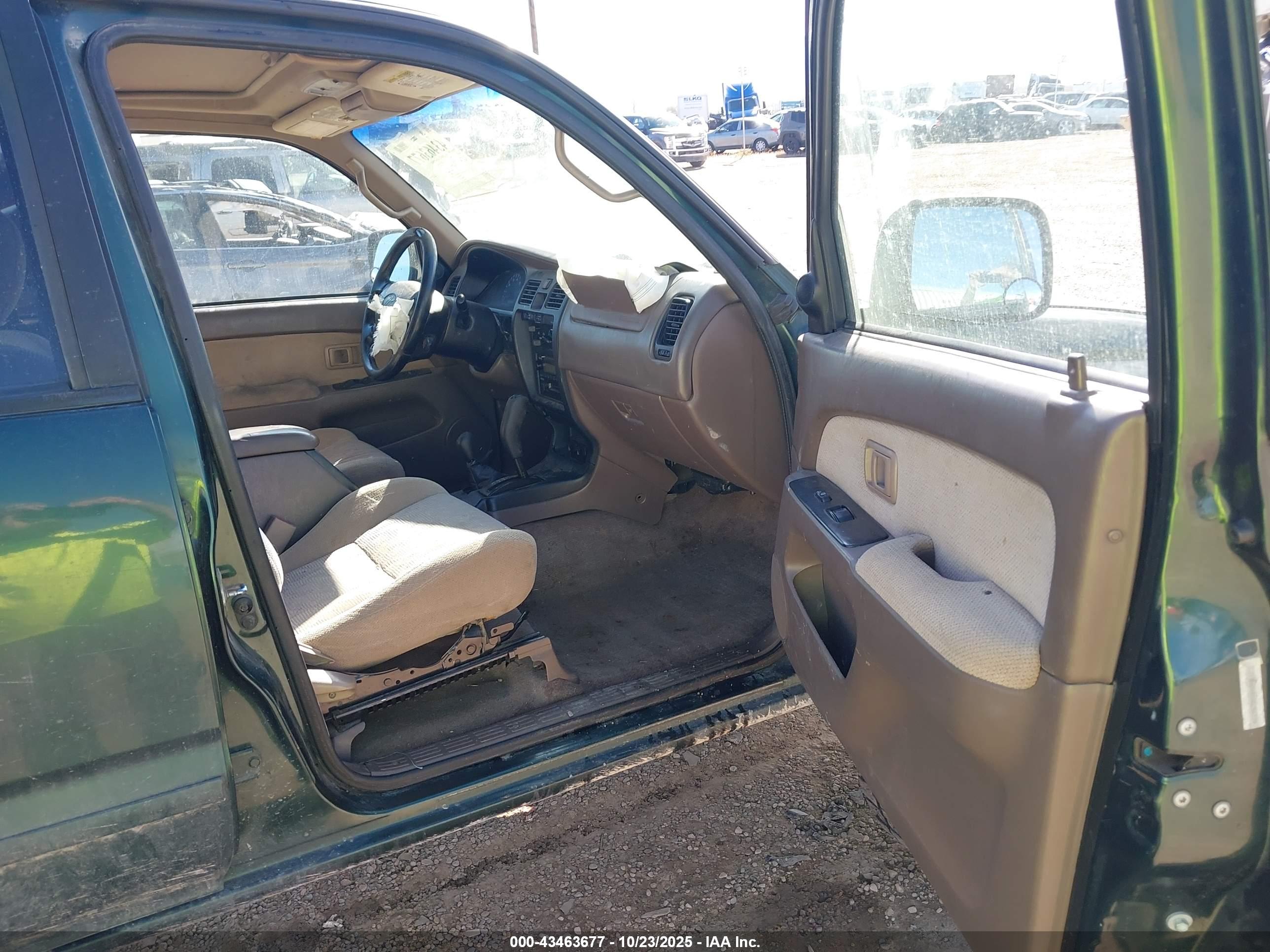 TOYOTA 4RUNNER image 5