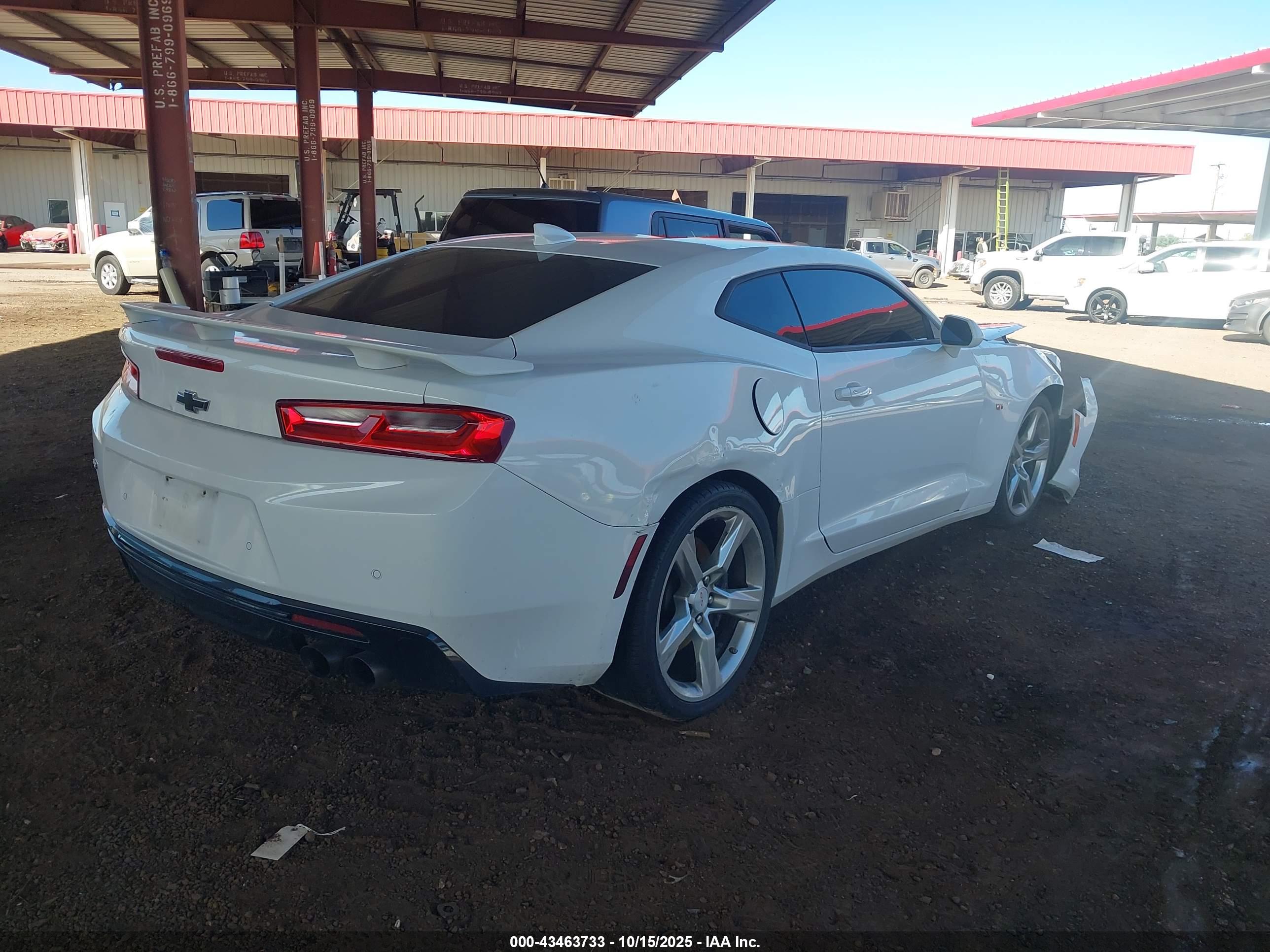 CHEVROLET CAMARO image 4