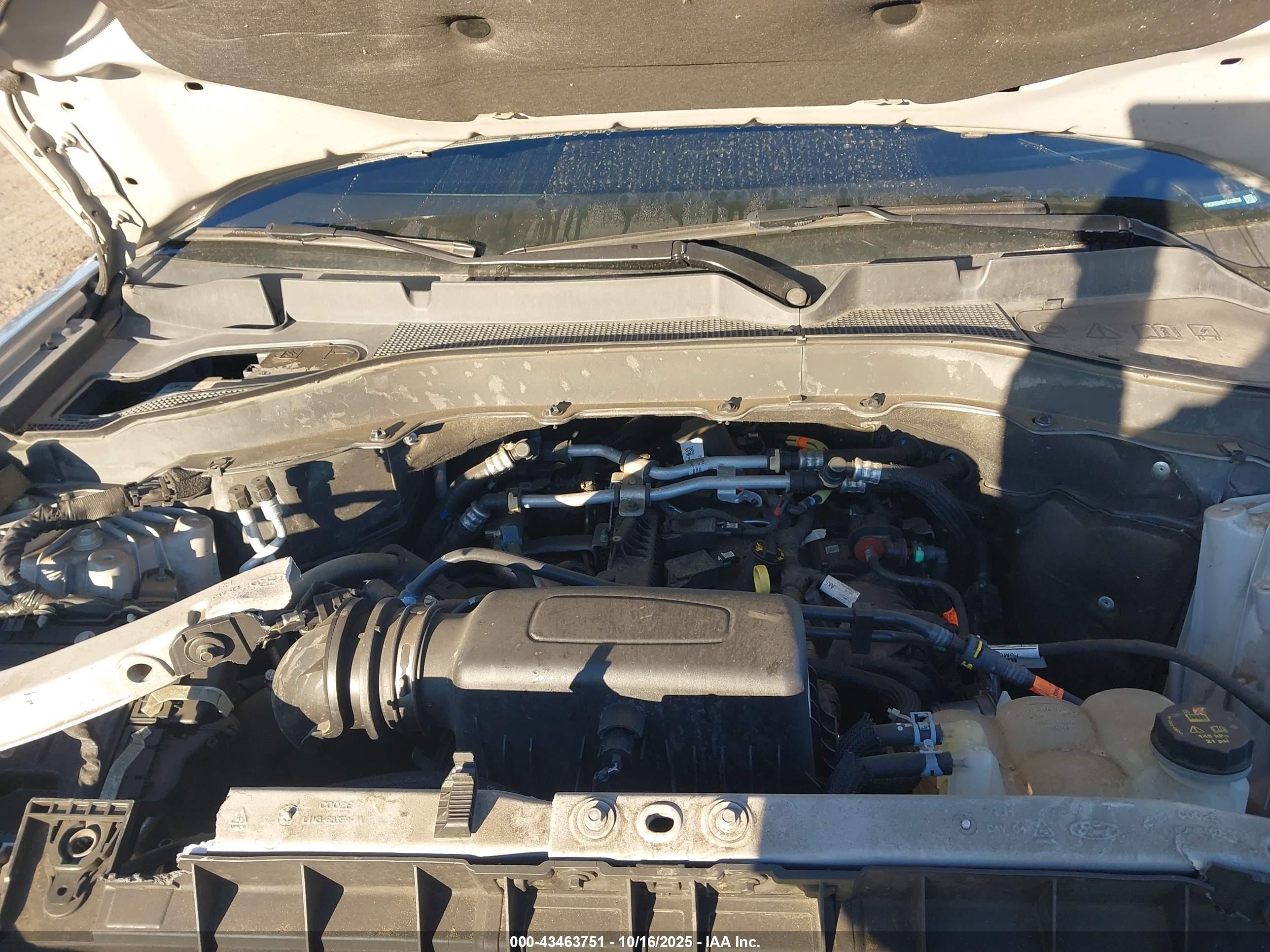 FORD EXPLORER image 10