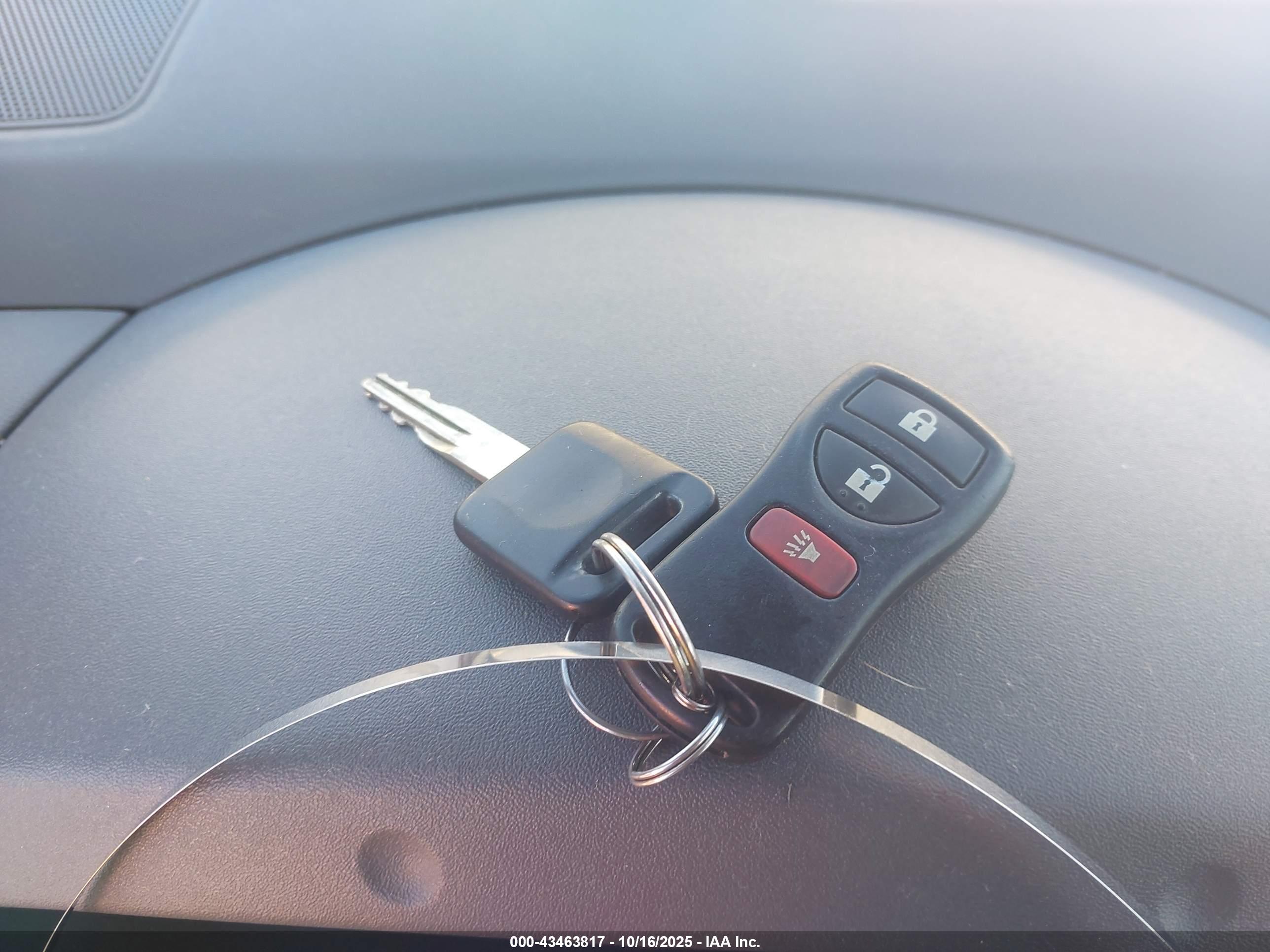 NISSAN FRONTIER image 11