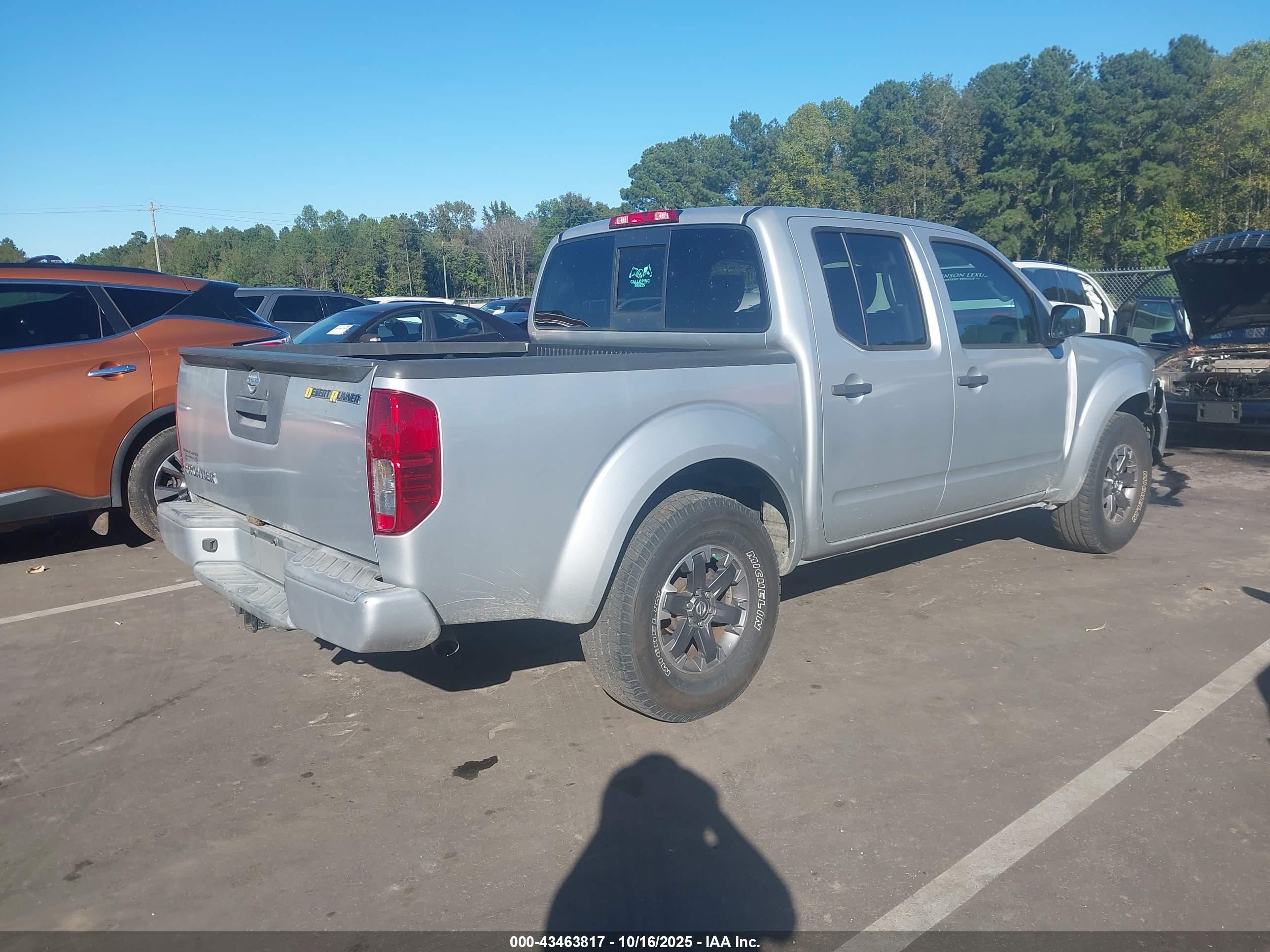 NISSAN FRONTIER image 4