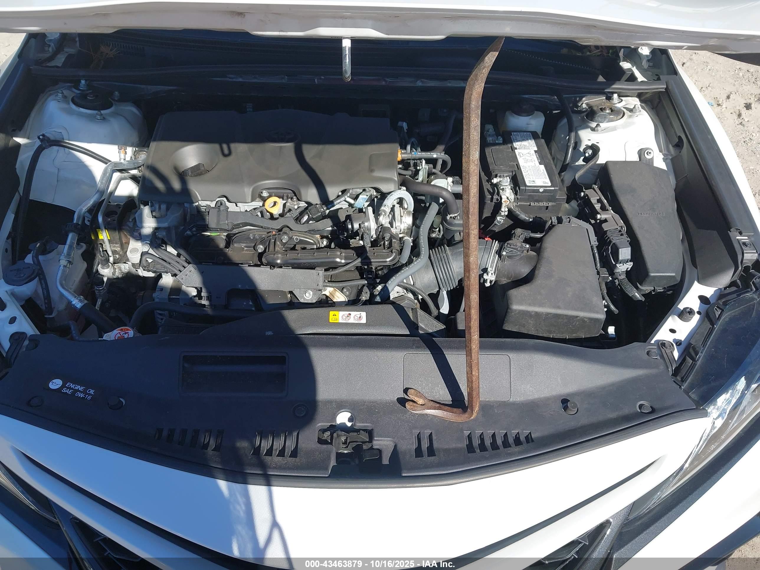 TOYOTA CAMRY image 10