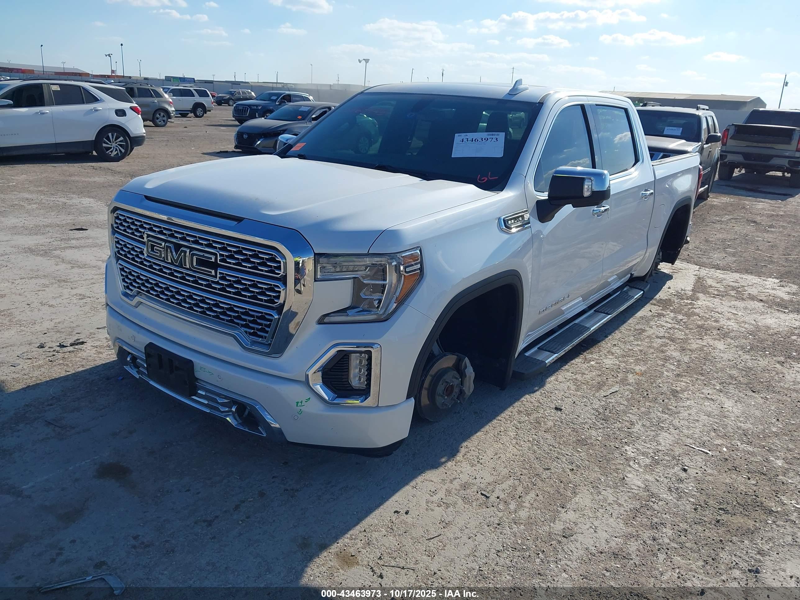 GMC SIERRA image 6