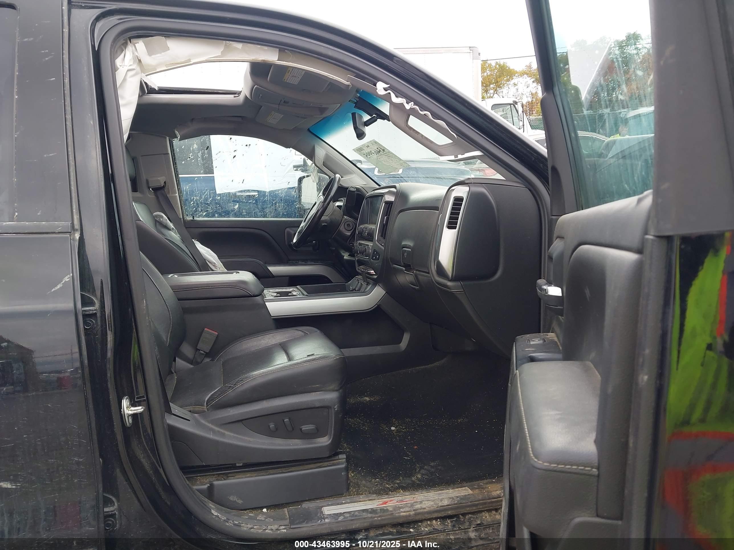 CHEVROLET SILVERADO image 5