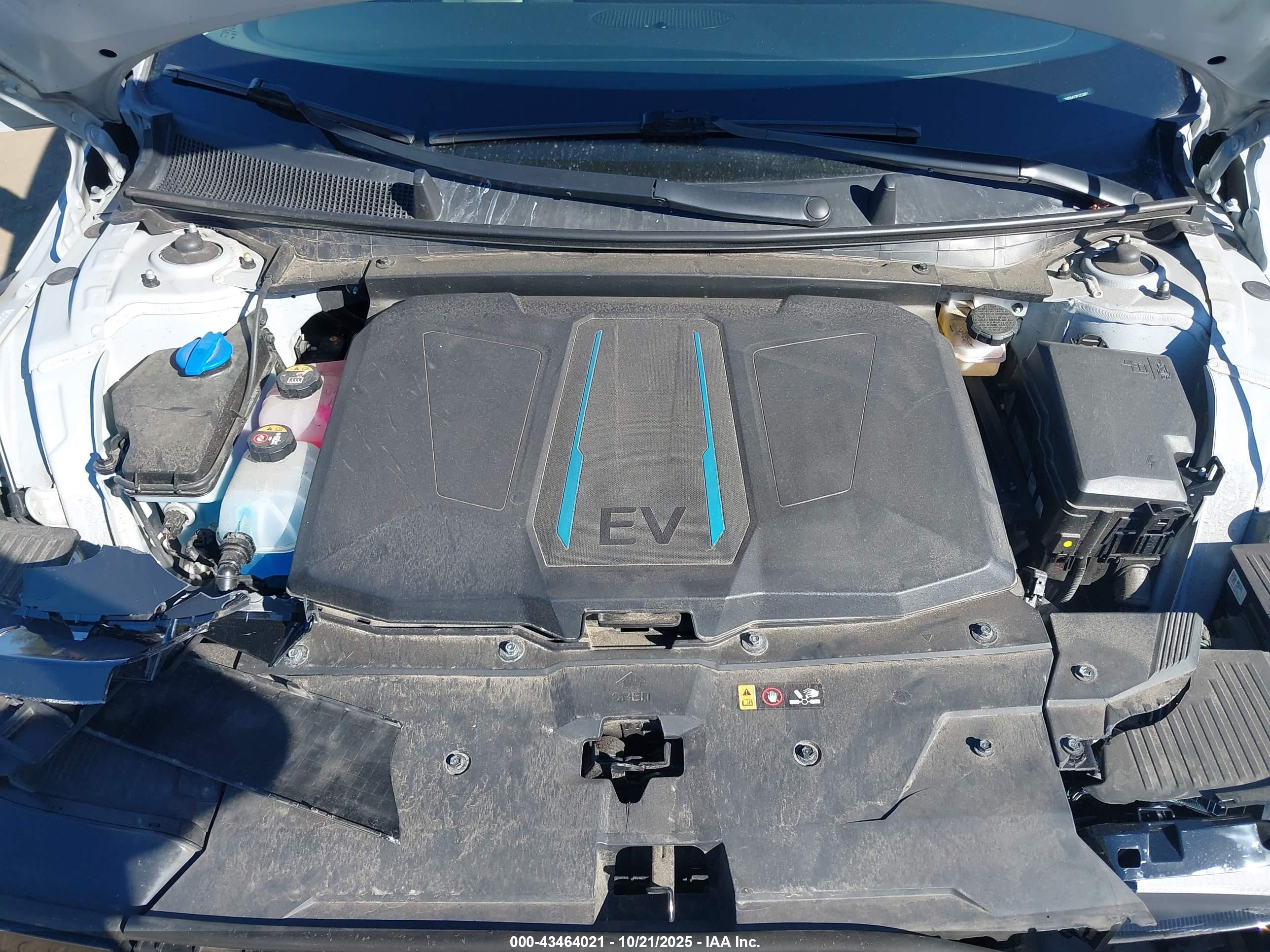 HYUNDAI IONIQ image 10