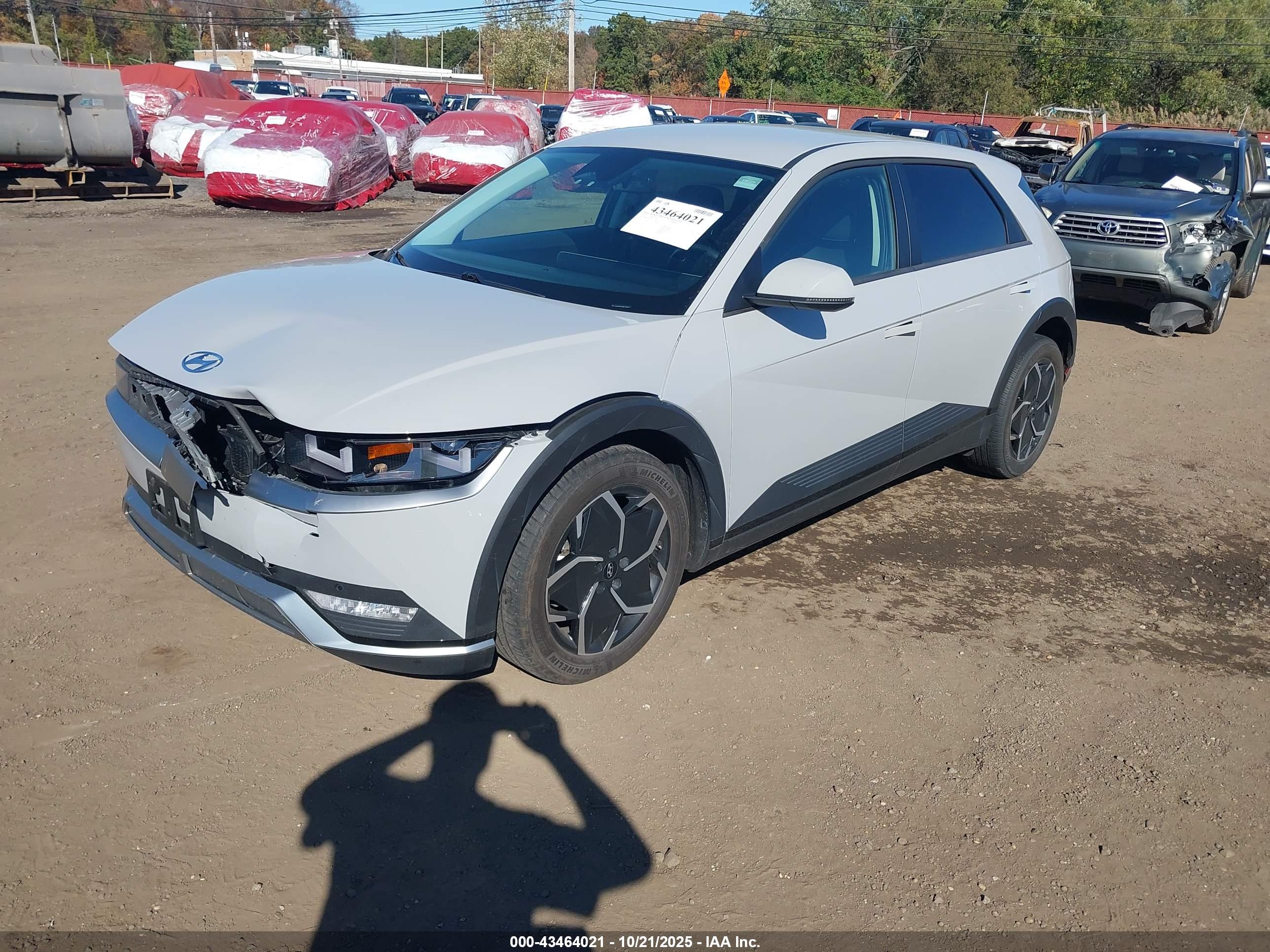 HYUNDAI IONIQ image 2