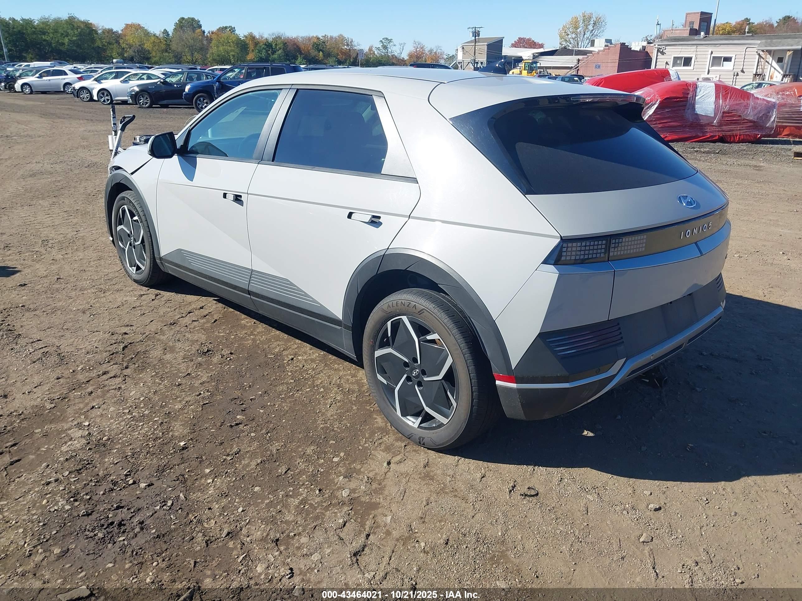 HYUNDAI IONIQ image 3